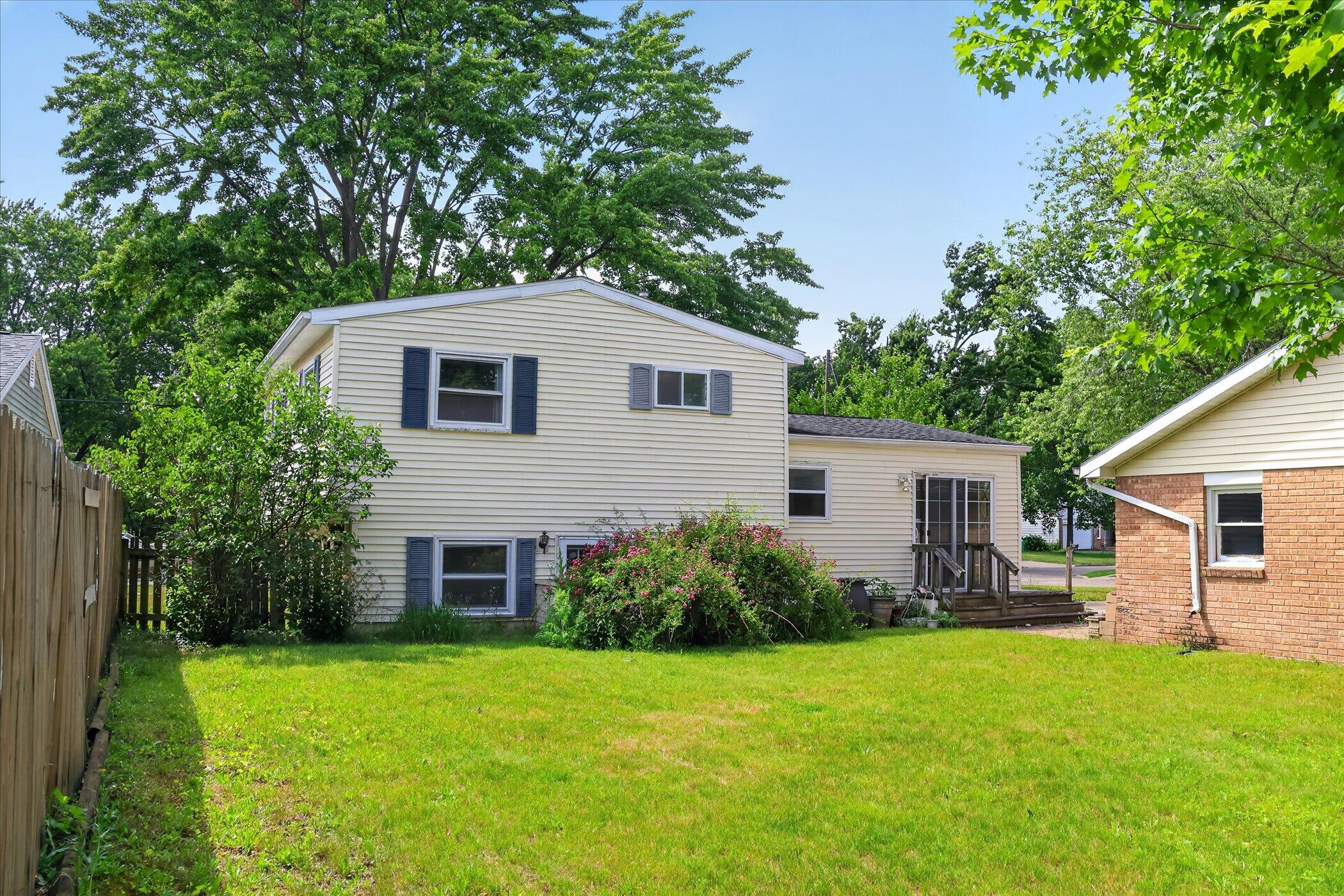 6305 Marlow Street Portage MI 49024