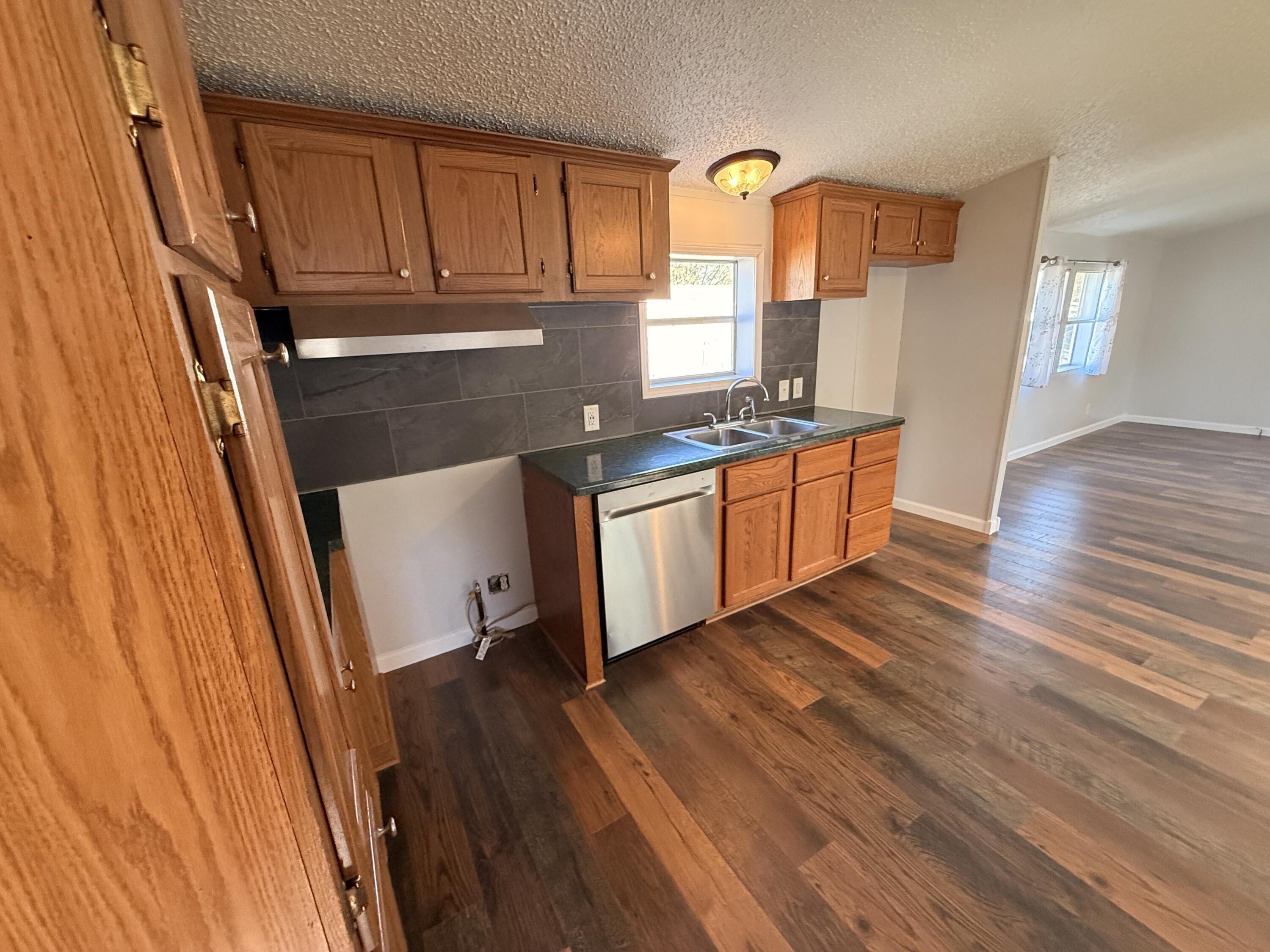 68 Maple Court Muskegon MI 49445