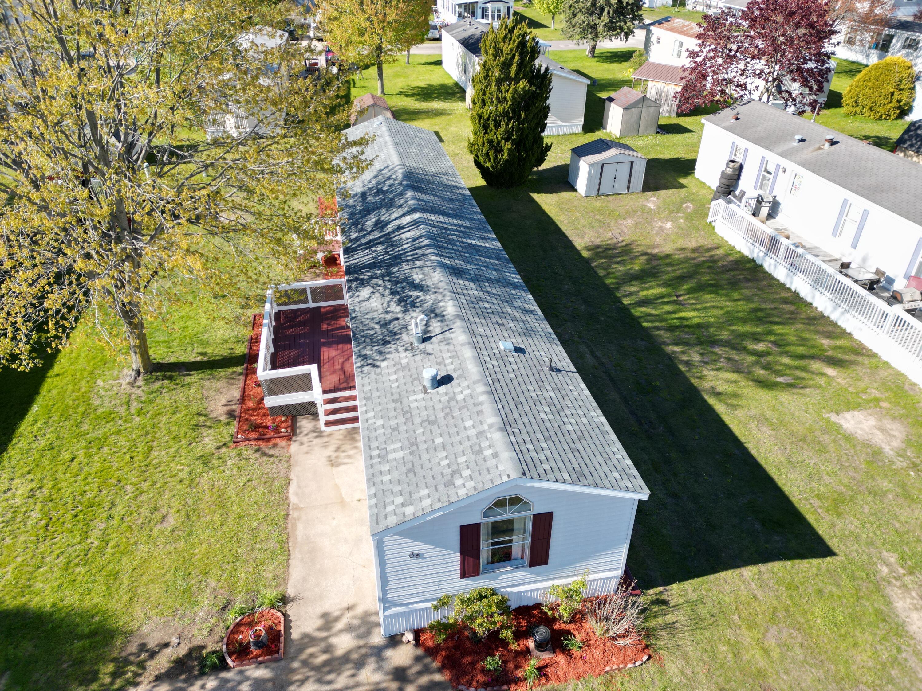 68 Maple Court Muskegon MI 49445