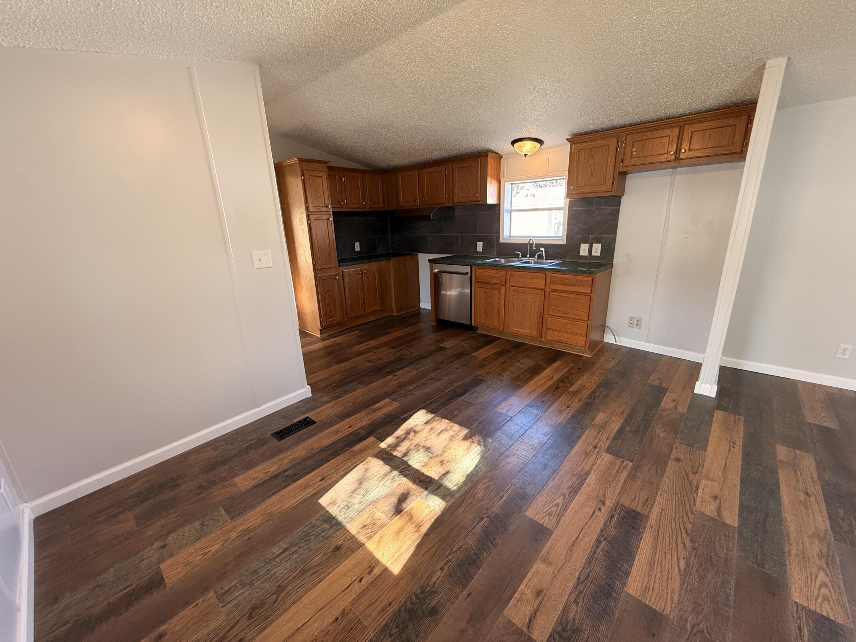 68 Maple Court Muskegon MI 49445