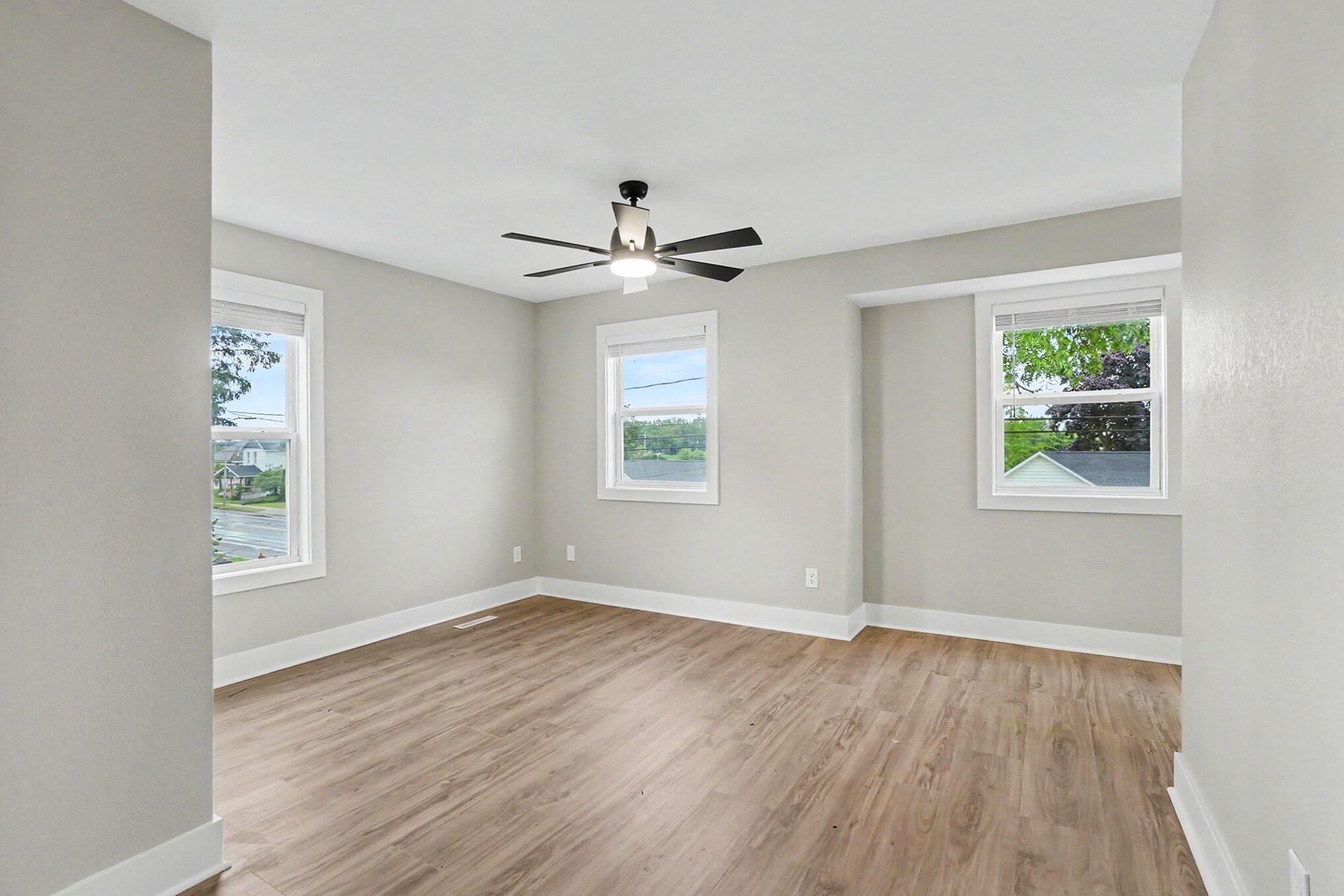 2123 Lakeshore Drive Muskegon MI 49441