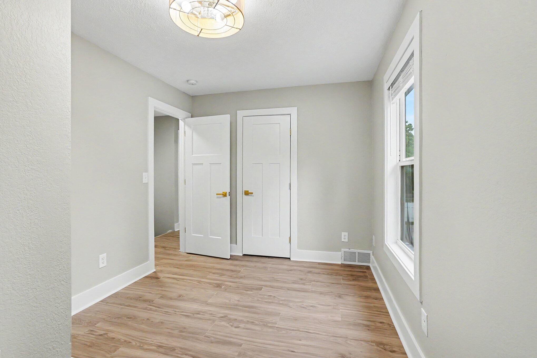 2123 Lakeshore Drive Muskegon MI 49441
