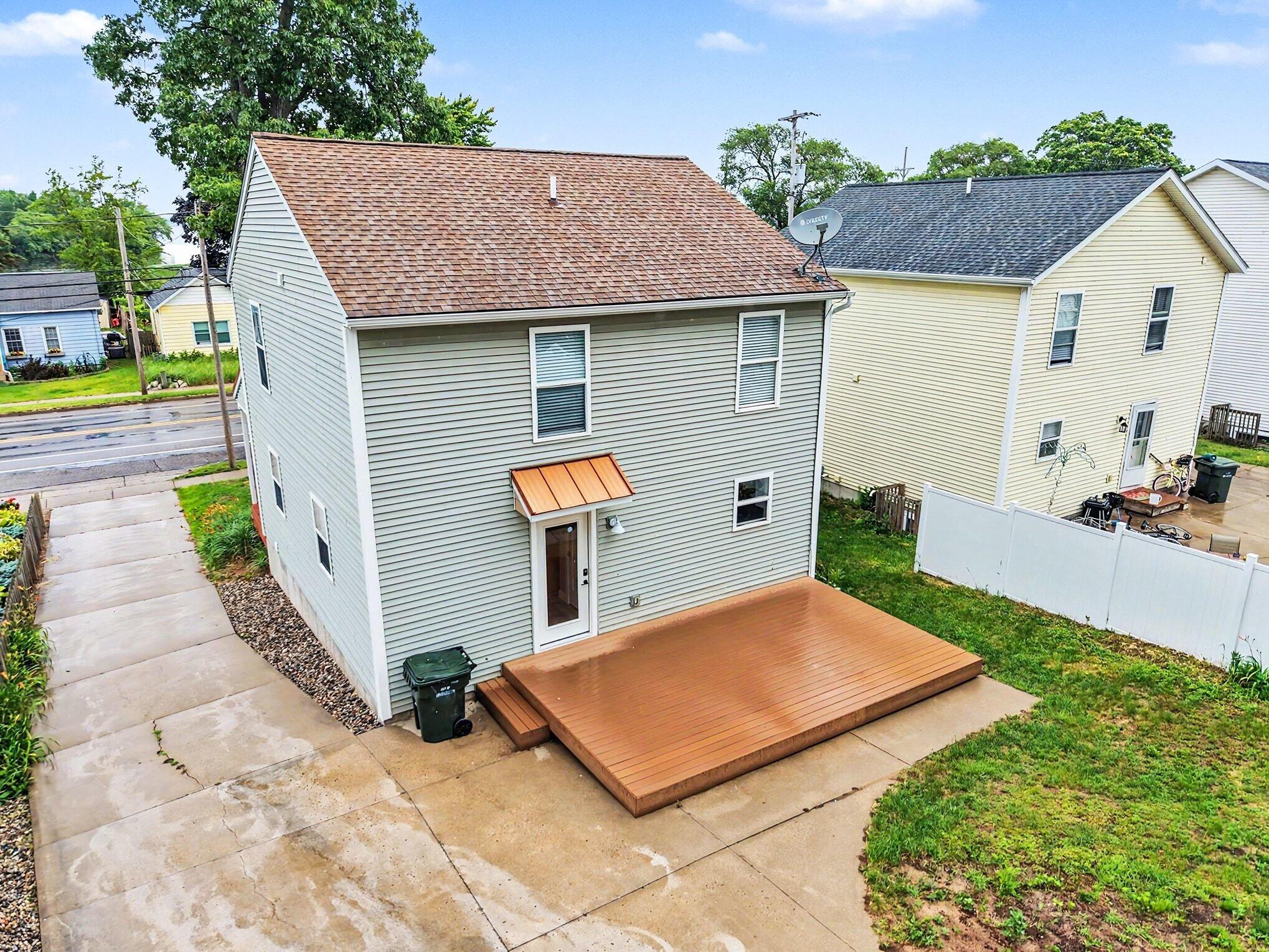 2123 Lakeshore Drive Muskegon MI 49441