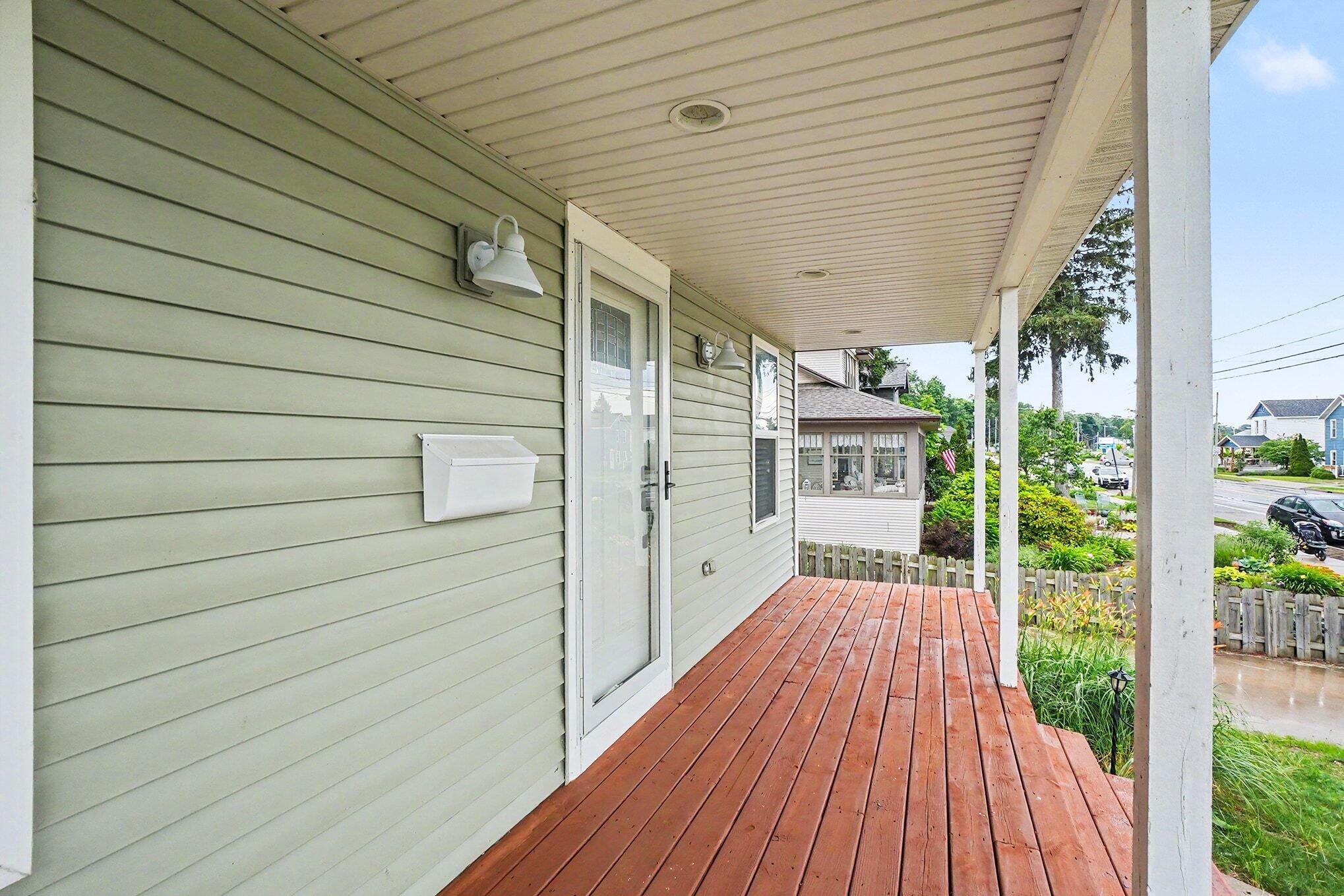2123 Lakeshore Drive Muskegon MI 49441