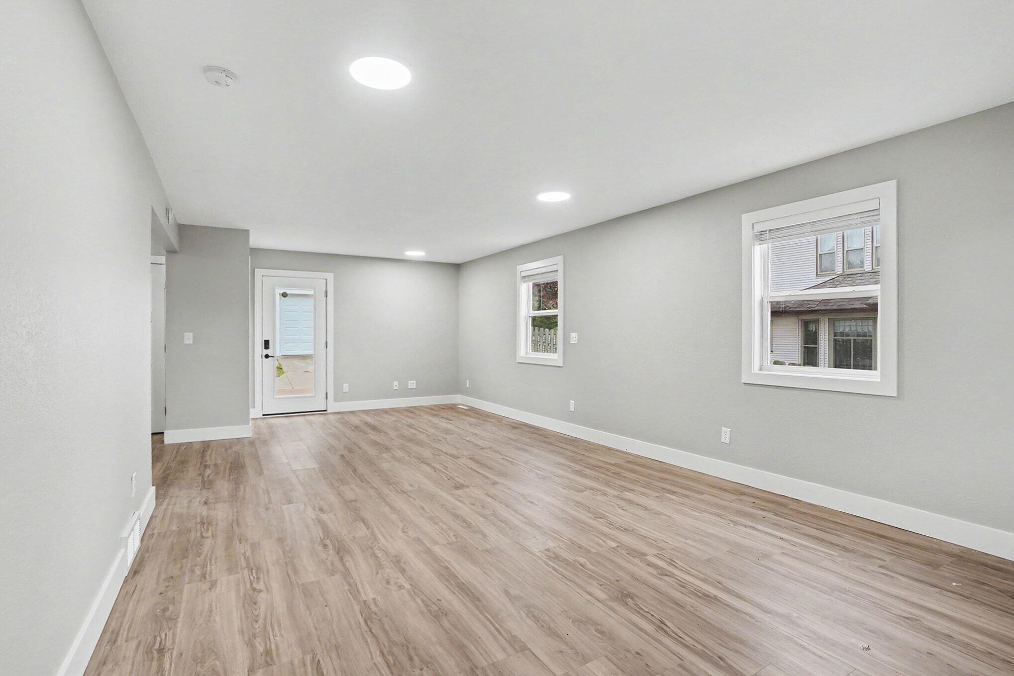2123 Lakeshore Drive Muskegon MI 49441