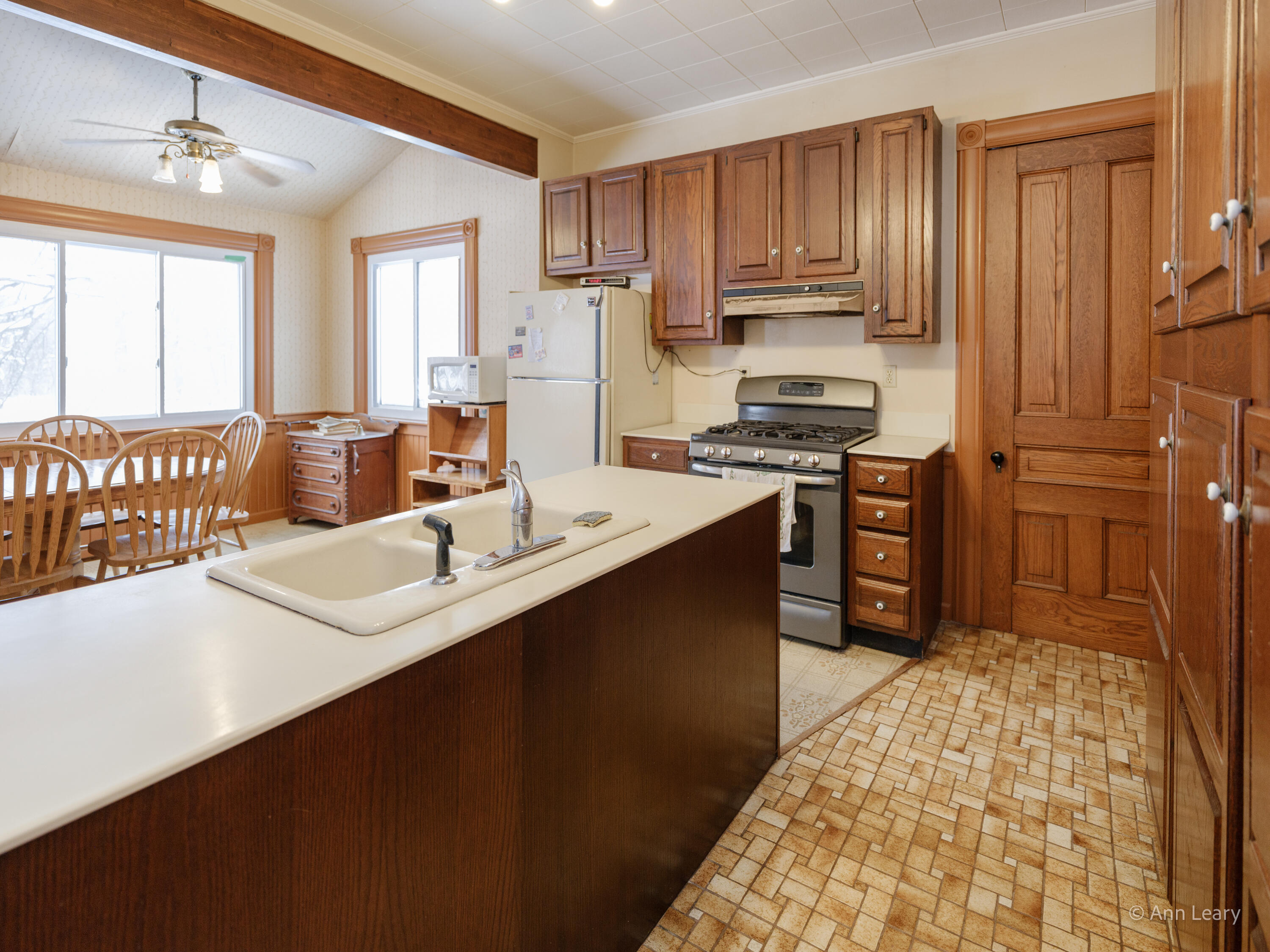 1921 N 9th Street Kalamazoo MI 49009