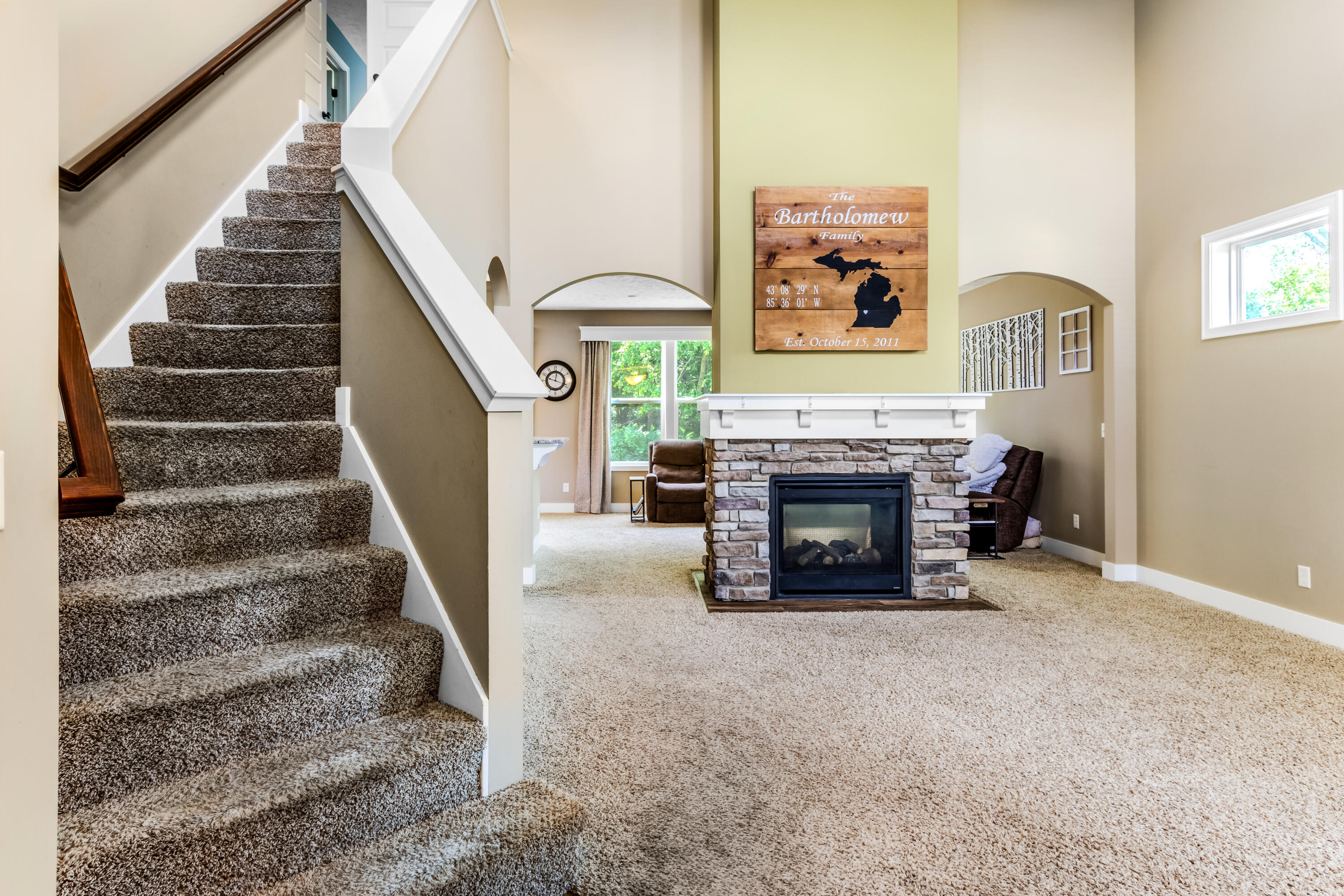 2852 N Saddle Ridge Court NE Rockford MI 49341