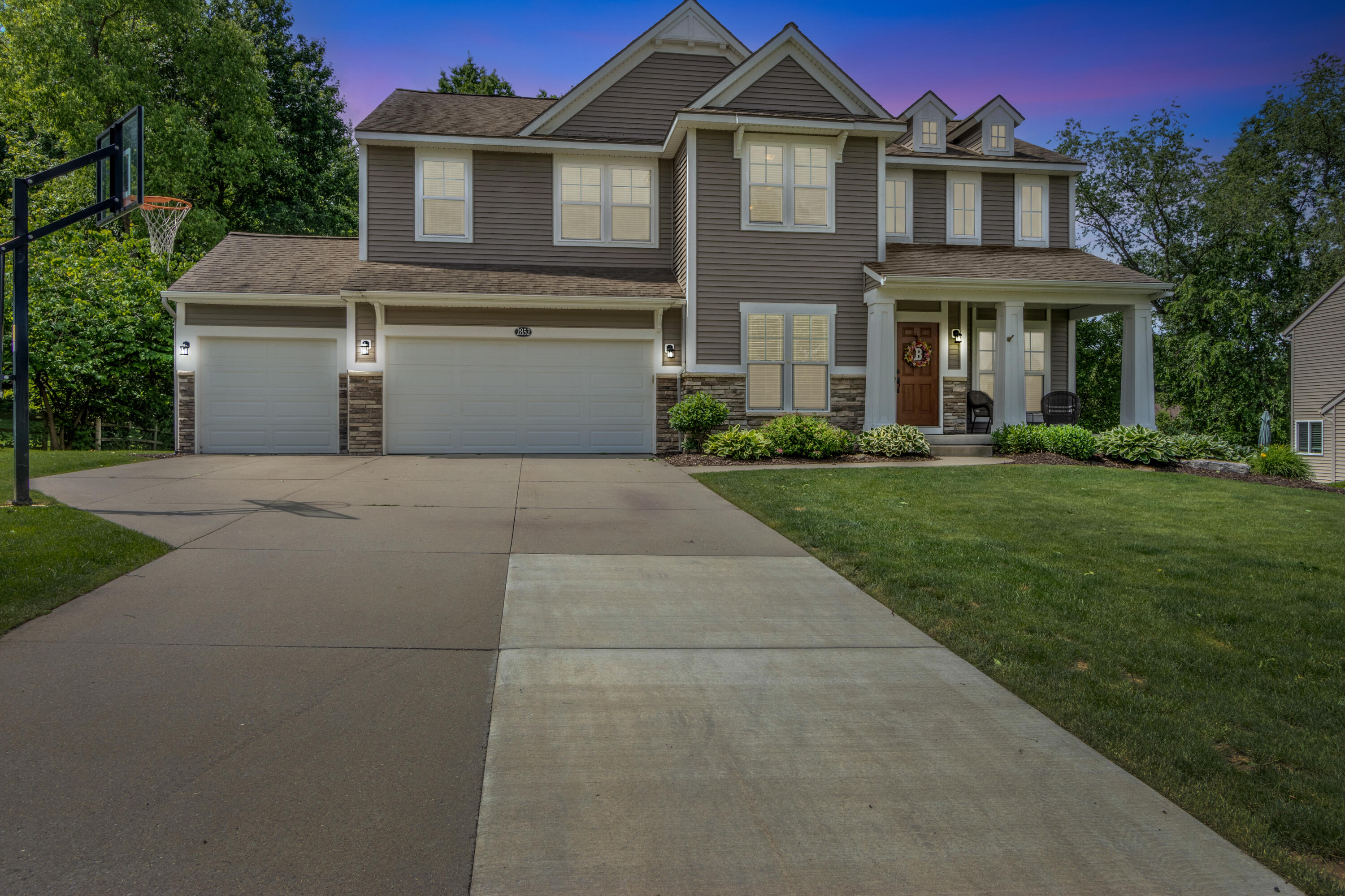 2852 N Saddle Ridge Court NE Rockford MI 49341