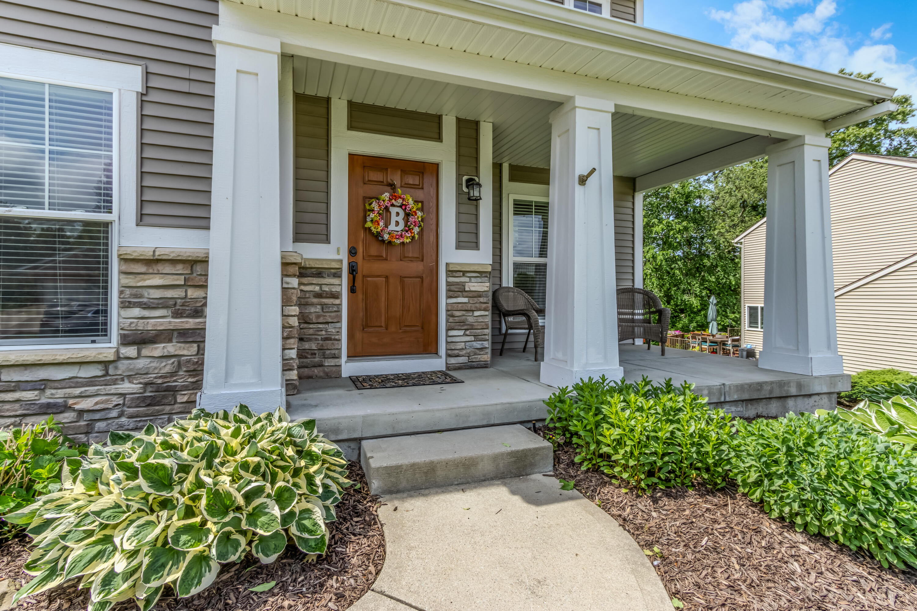 2852 N Saddle Ridge Court NE Rockford MI 49341