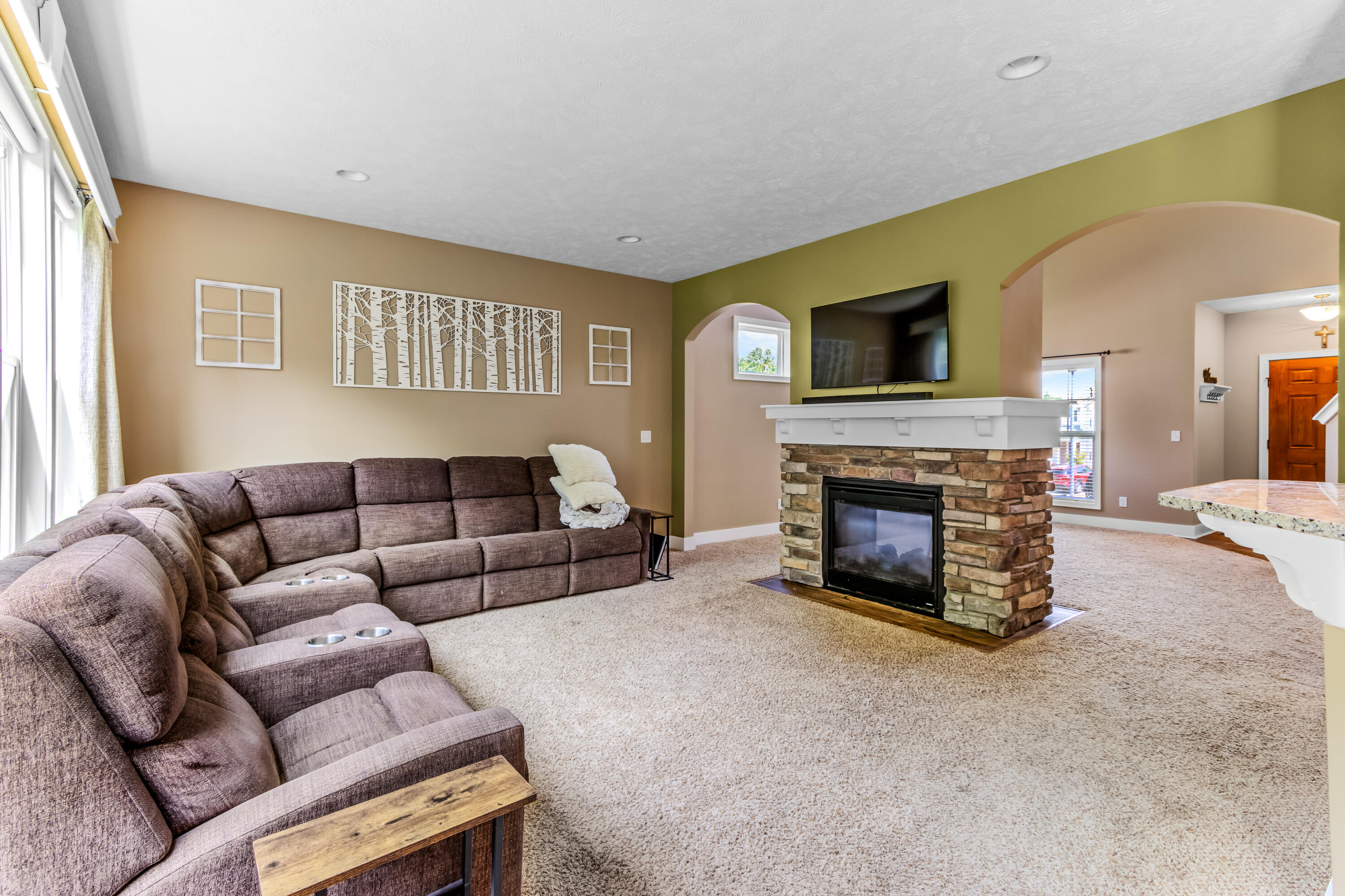 2852 N Saddle Ridge Court NE Rockford MI 49341