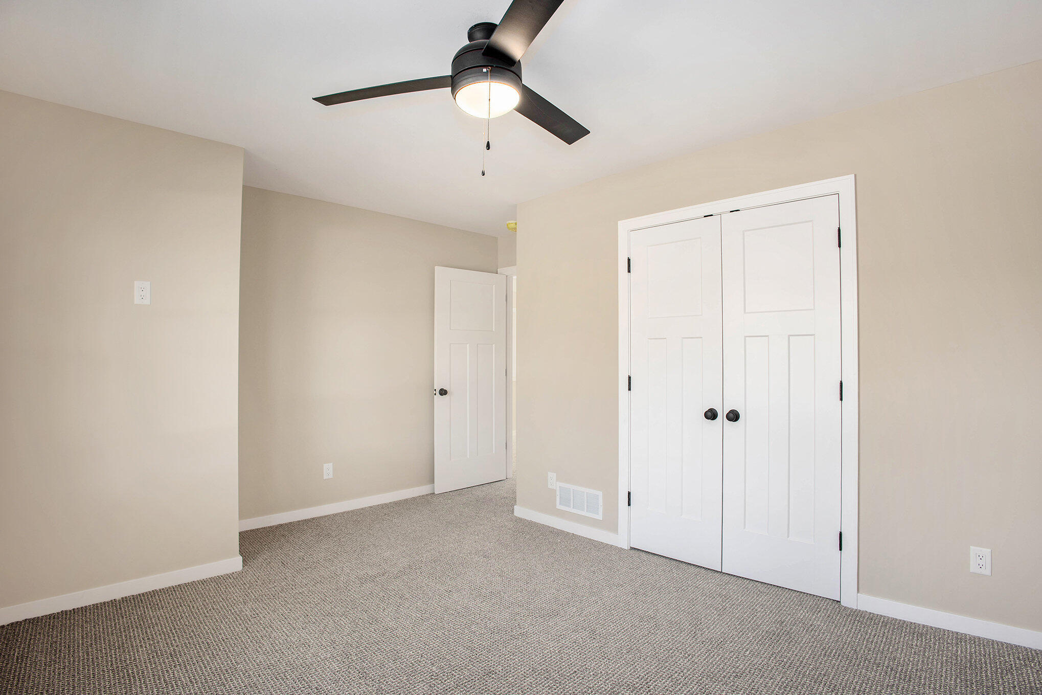 1032 Arlington Avenue Grand Haven MI 49417