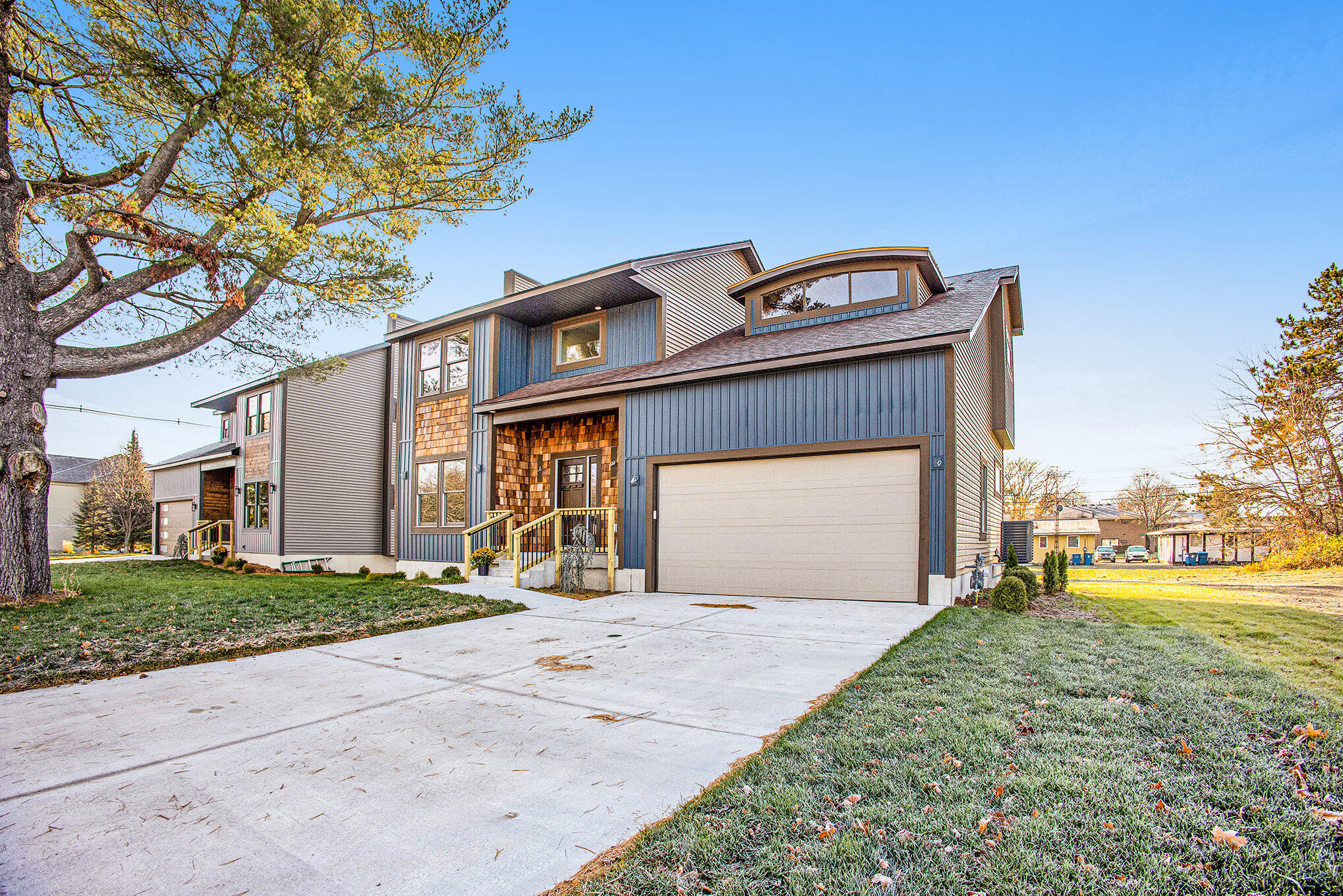 1032 Arlington Avenue Grand Haven MI 49417