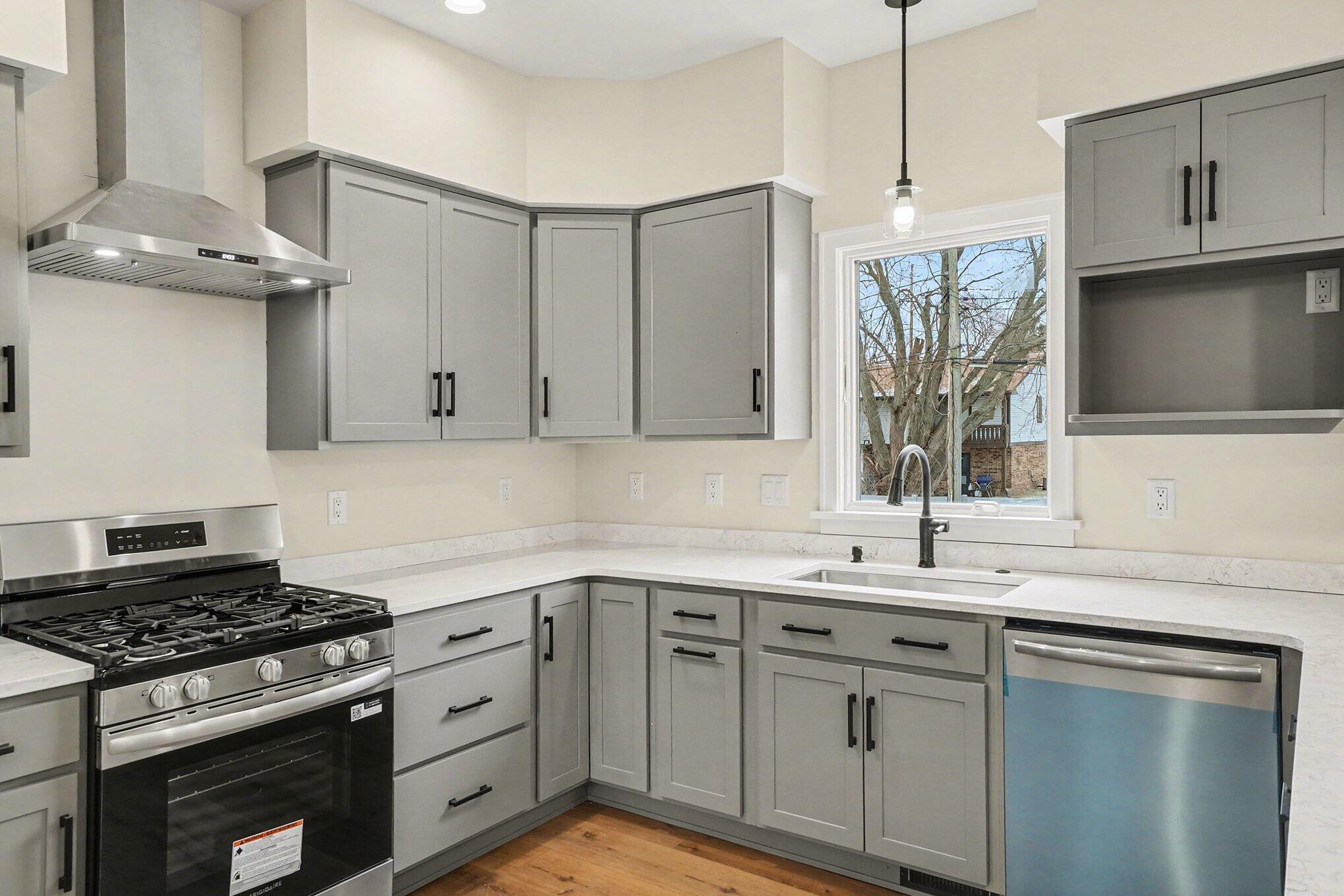 1032 Arlington Avenue Grand Haven MI 49417