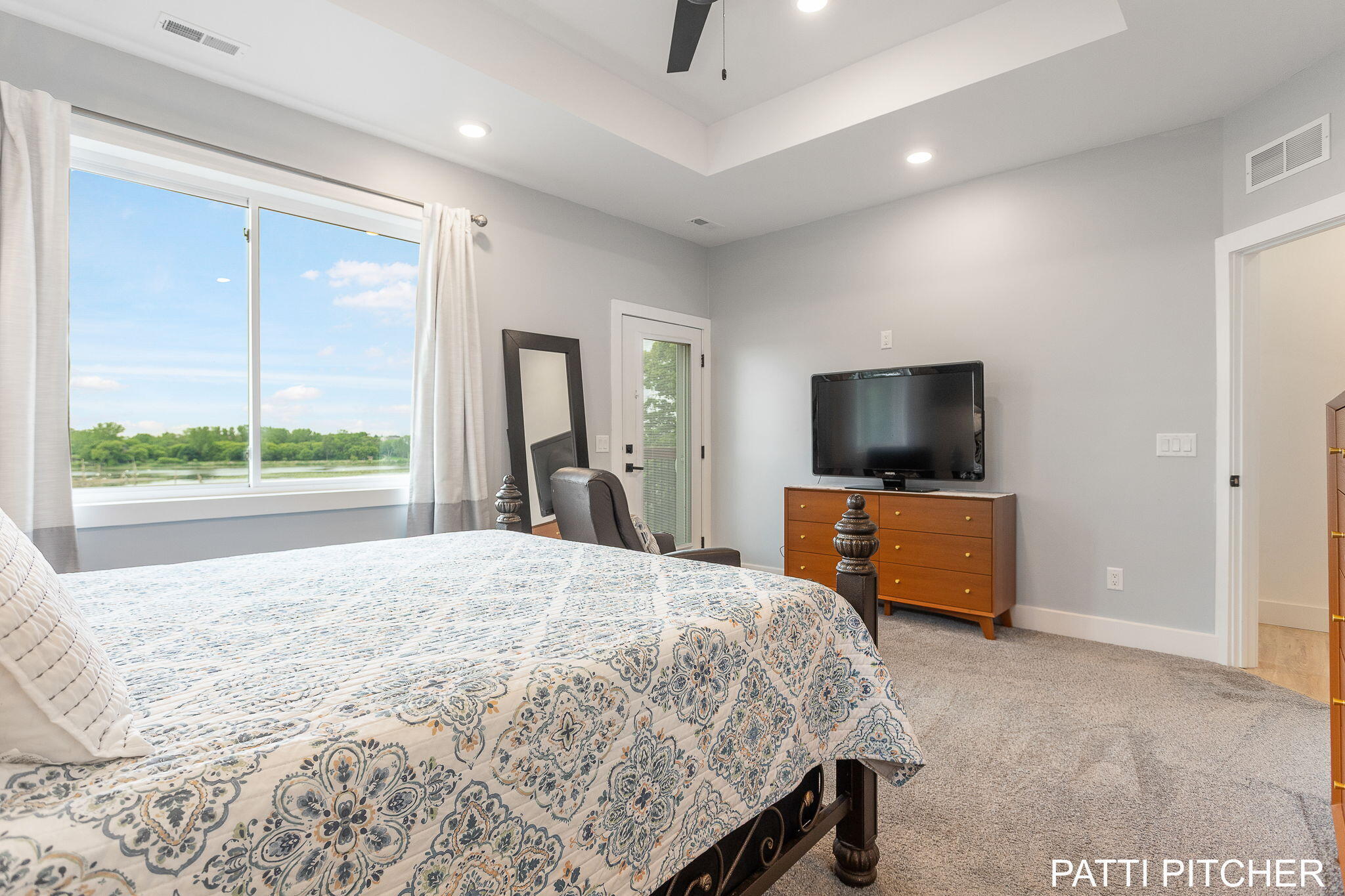 104 River Hills Drive Holland MI 49424