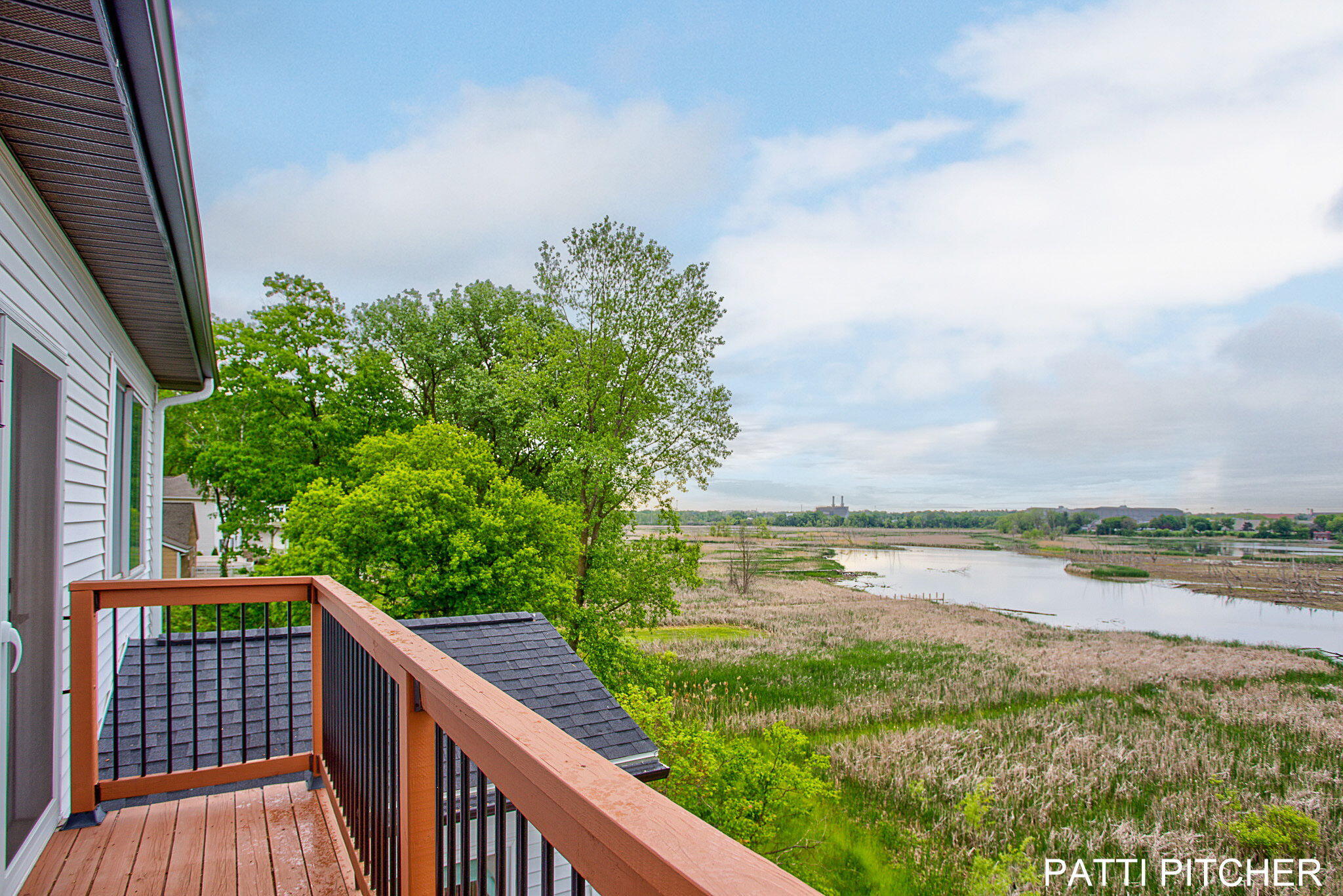 104 River Hills Drive Holland MI 49424