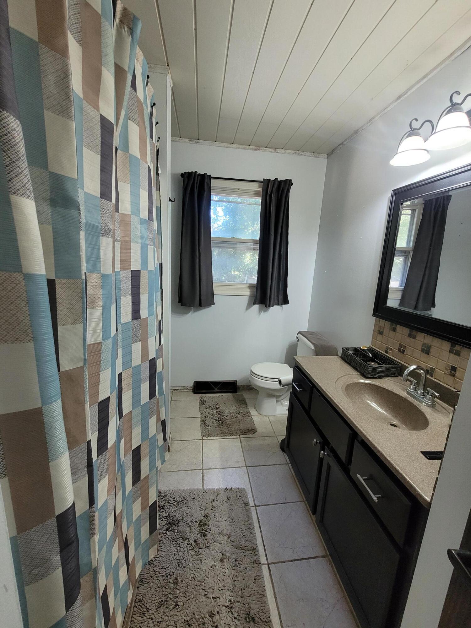 4356 Armstrong Road Norton Shores MI 49441