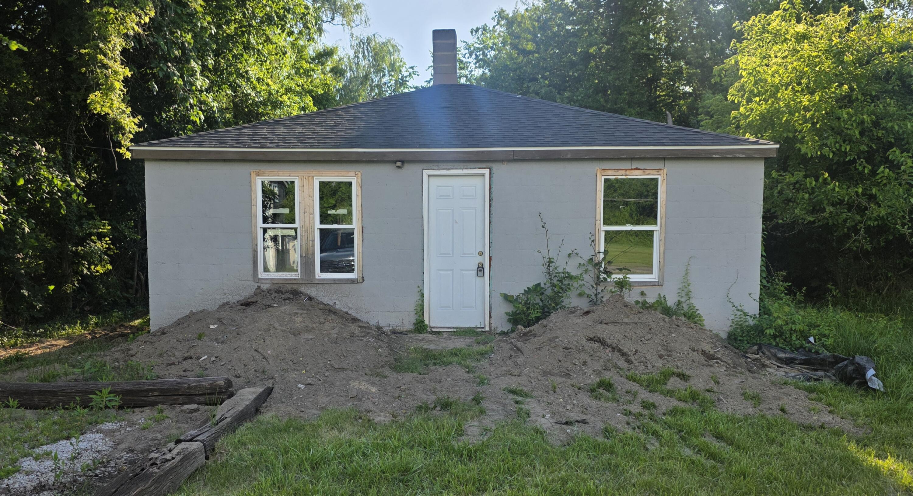 336 S Crystal Avenue Benton Harbor MI 49022