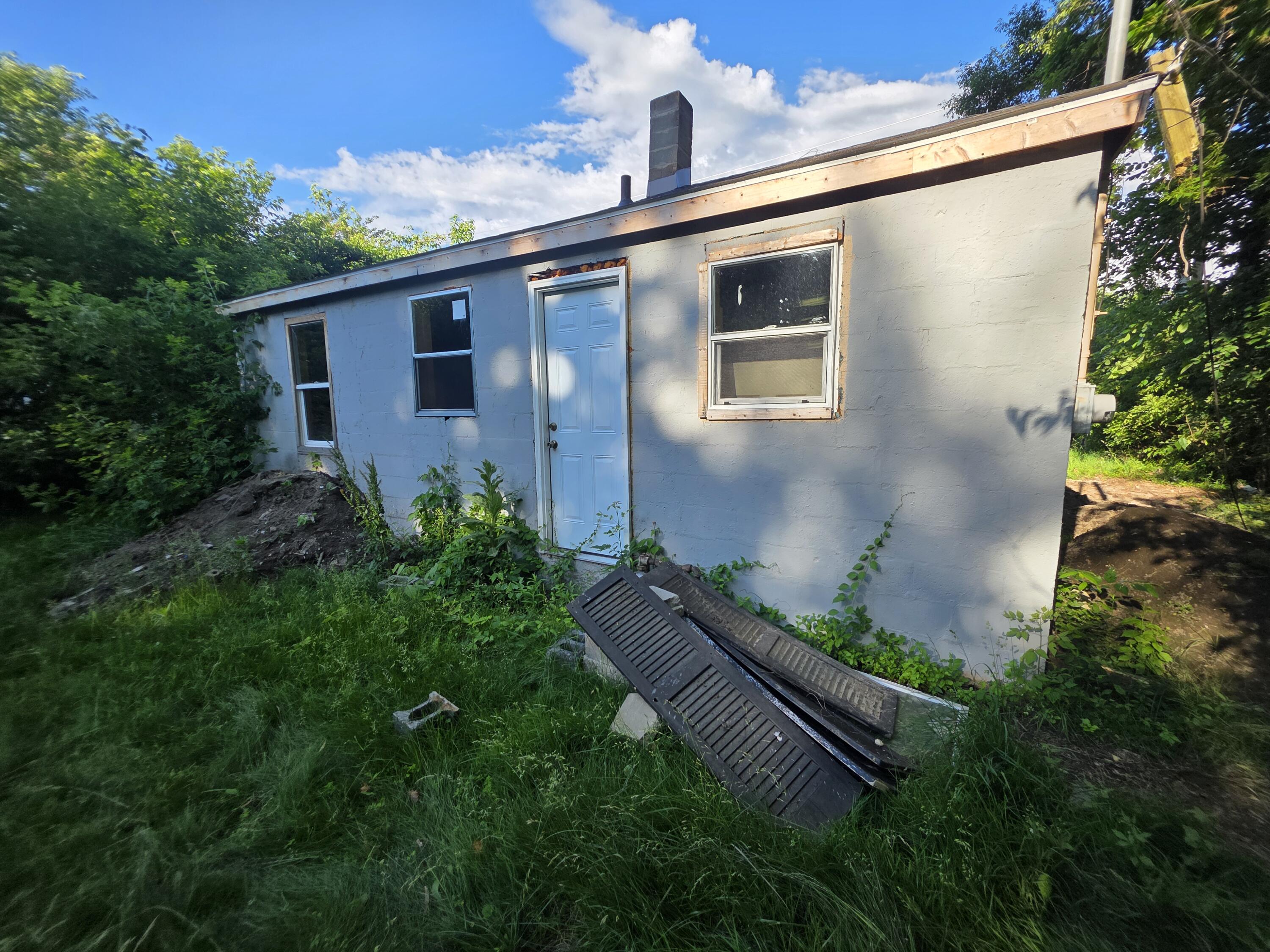 336 S Crystal Avenue Benton Harbor MI 49022