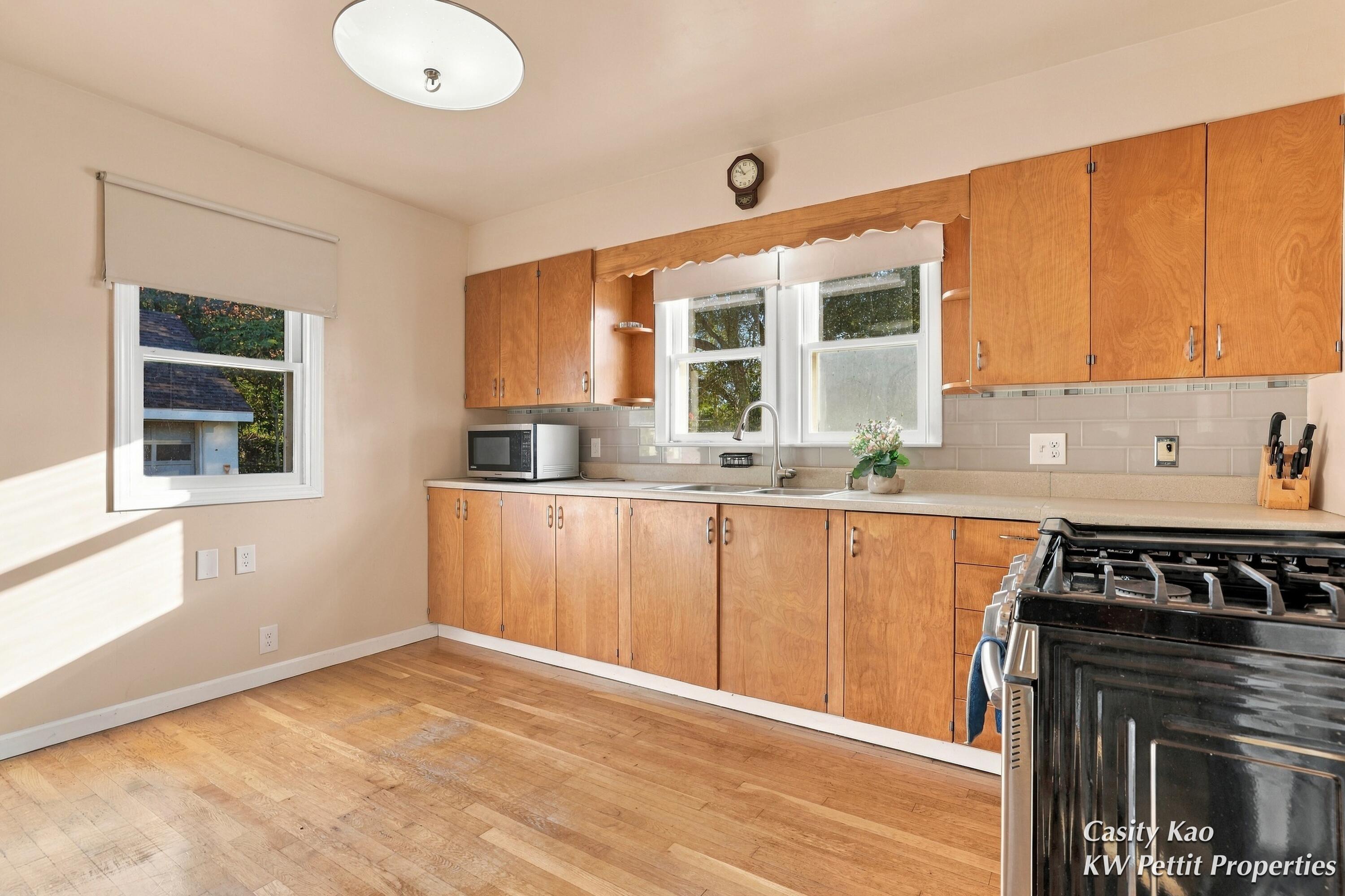1247 Mason Street NE Grand Rapids MI 49503