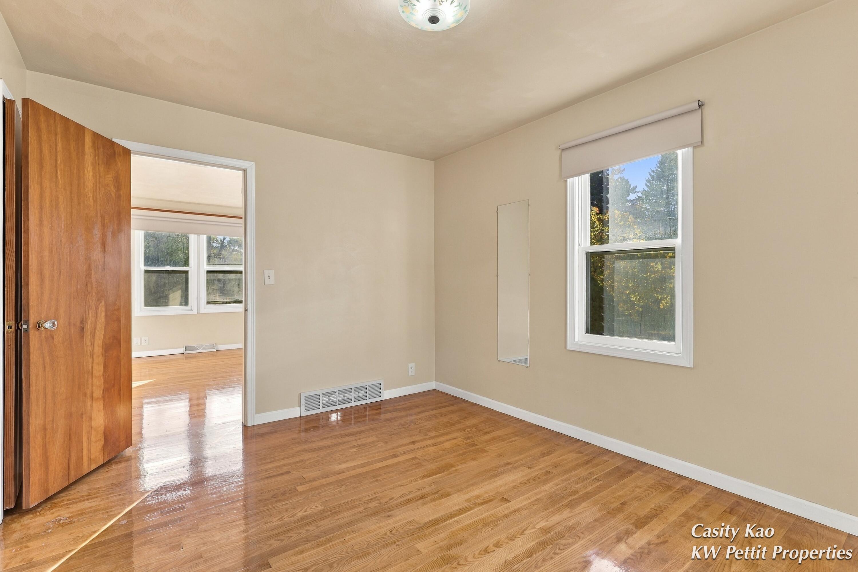 1247 Mason Street NE Grand Rapids MI 49503