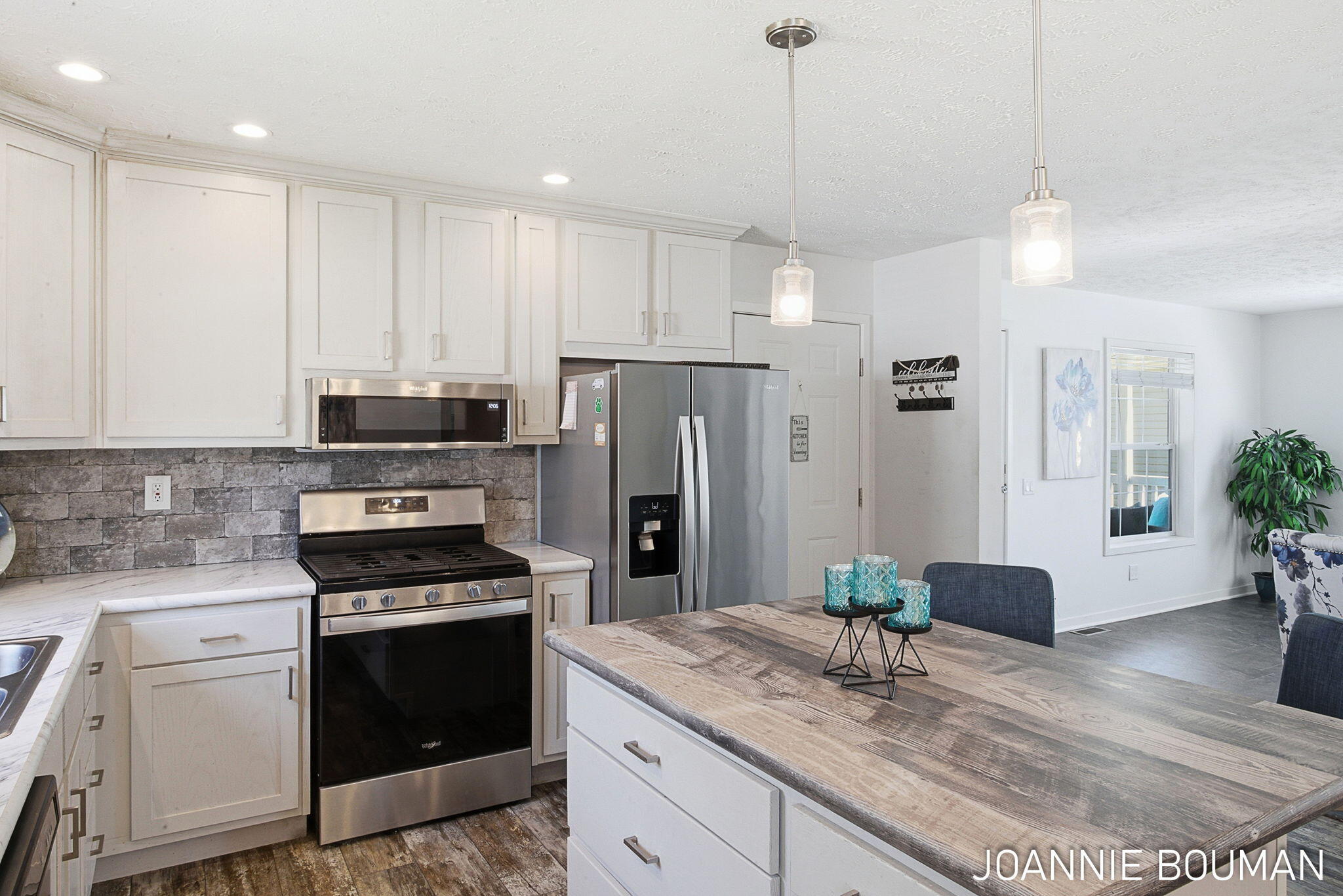 5230 E Sunfield Lane Holland MI 49423