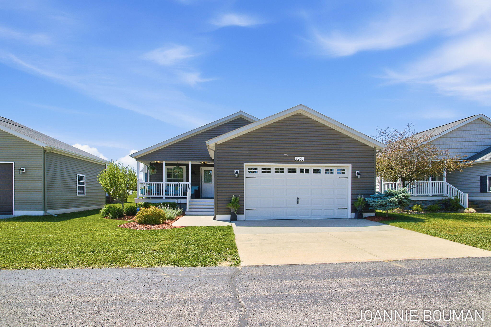 5230 E Sunfield Lane Holland MI 49423