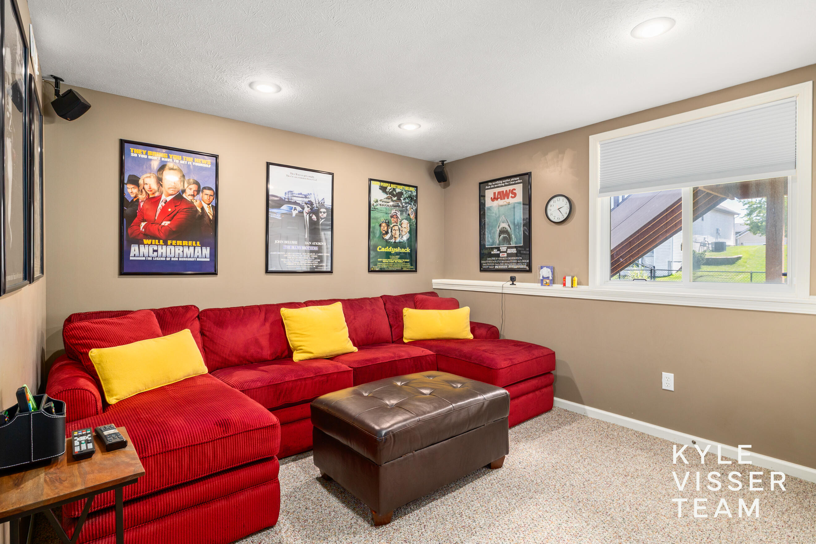 2916 Woodglen Street NW Grand Rapids MI 49504