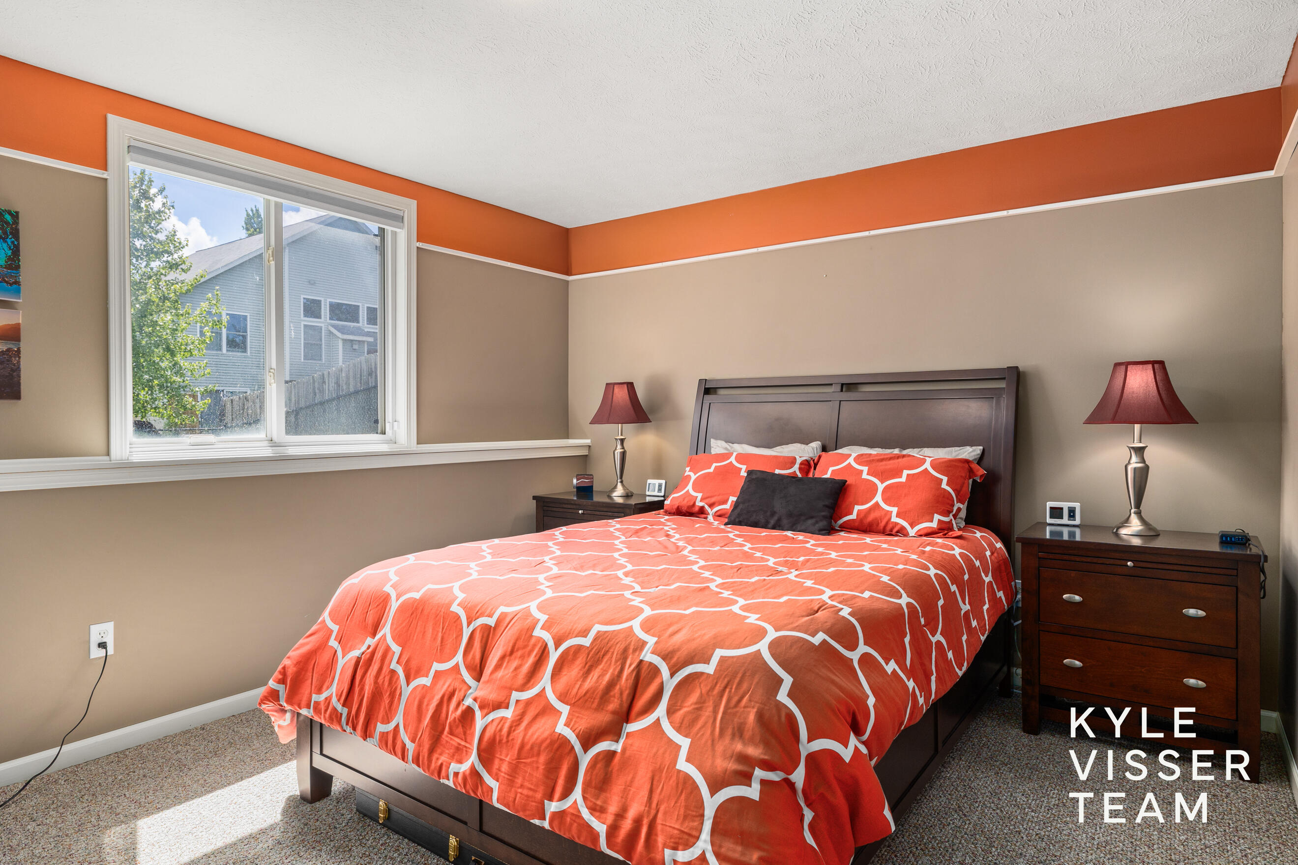 2916 Woodglen Street NW Grand Rapids MI 49504
