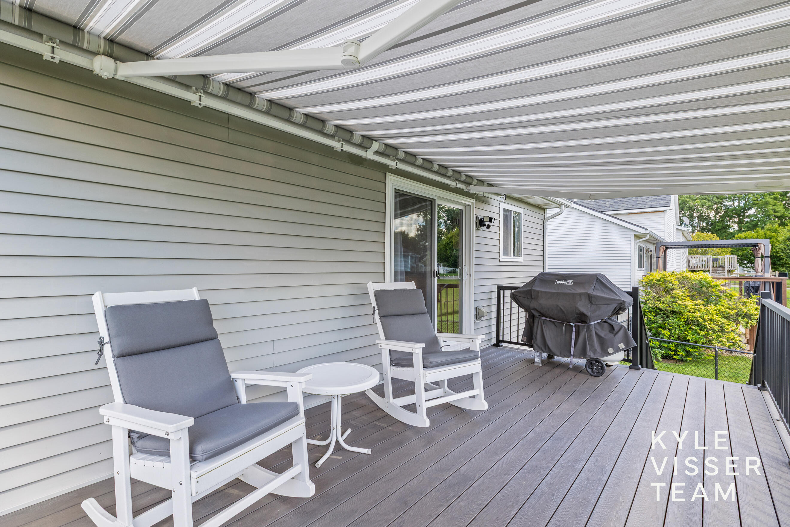 2916 Woodglen Street NW Grand Rapids MI 49504