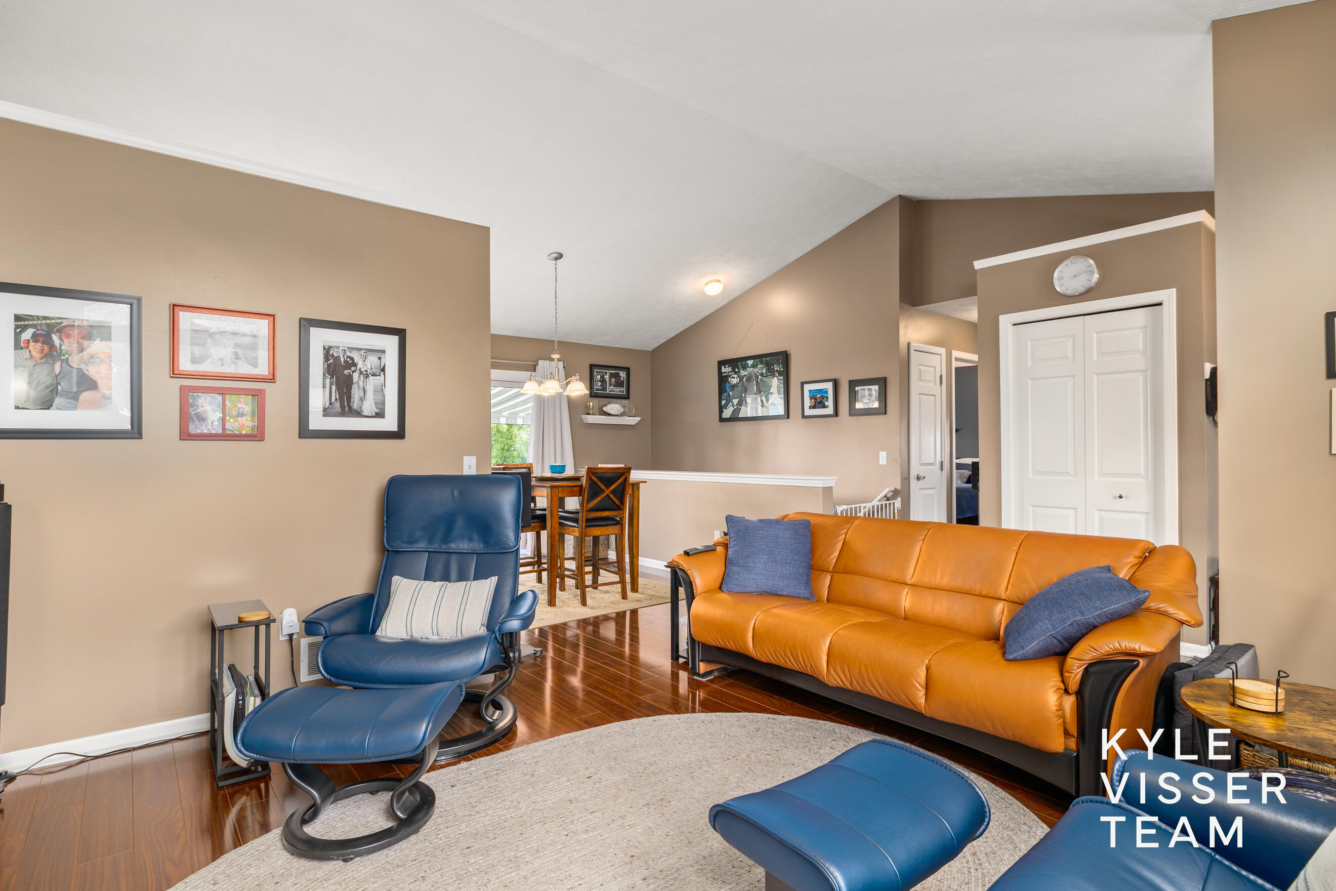 2916 Woodglen Street NW Grand Rapids MI 49504