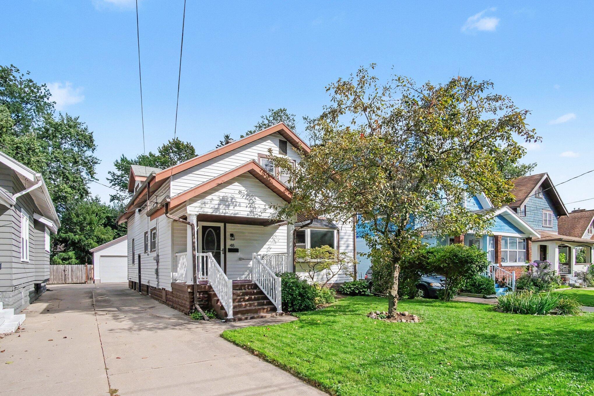 48 Mayfield Avenue NE Grand Rapids MI 49503