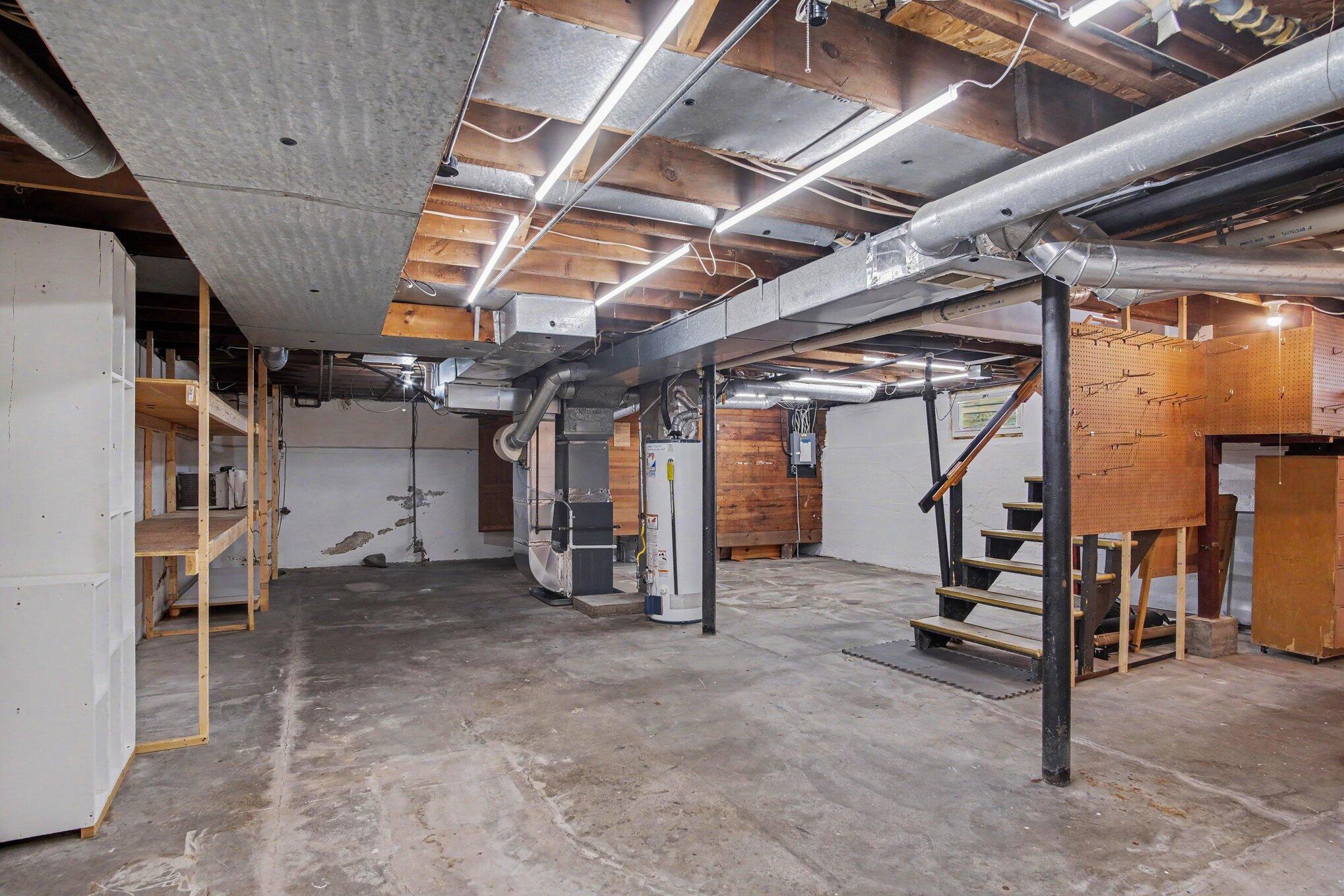 48 Mayfield Avenue NE Grand Rapids MI 49503