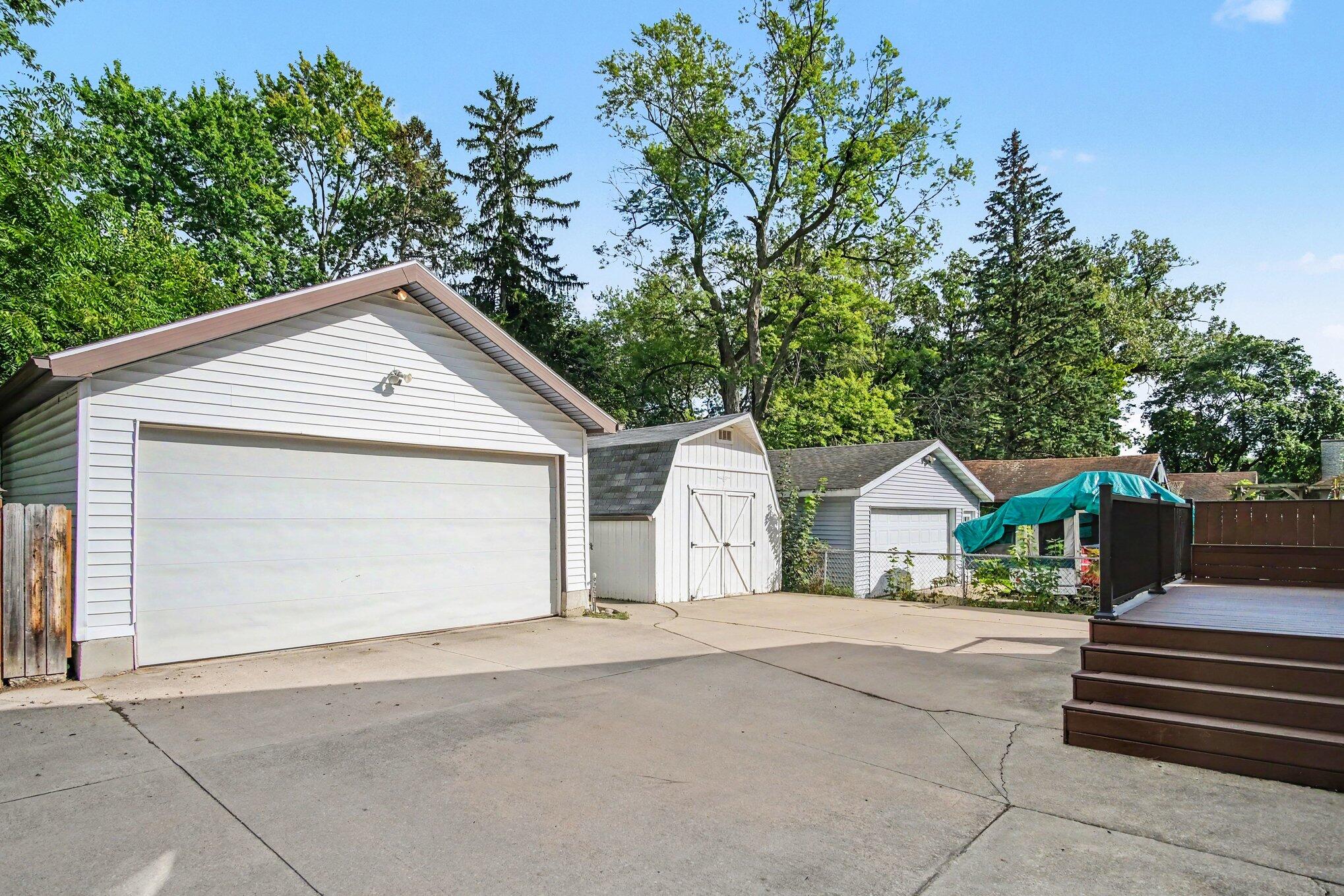 48 Mayfield Avenue NE Grand Rapids MI 49503