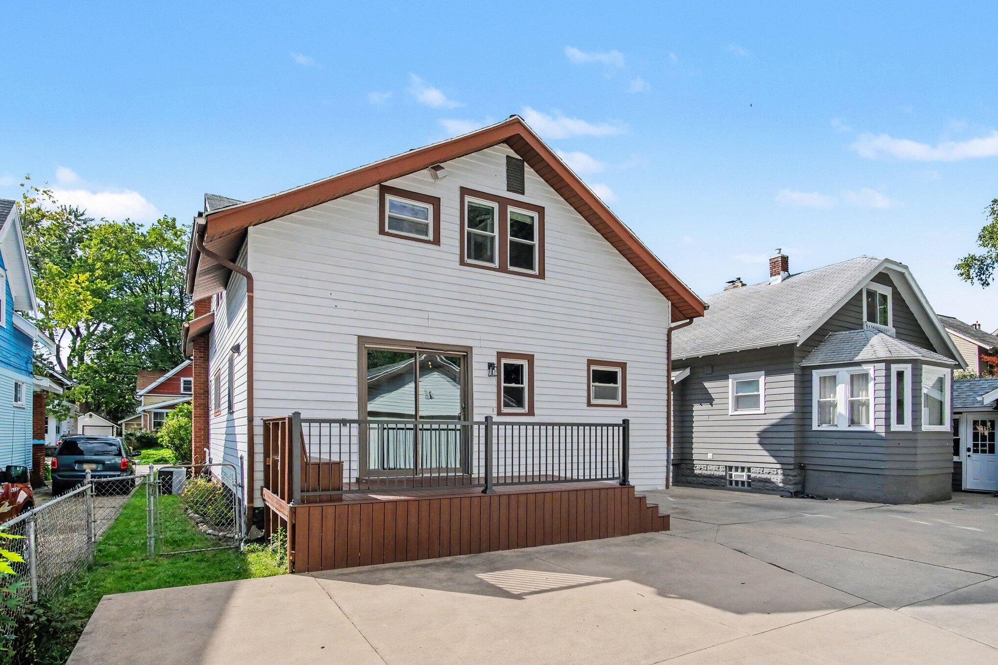 48 Mayfield Avenue NE Grand Rapids MI 49503