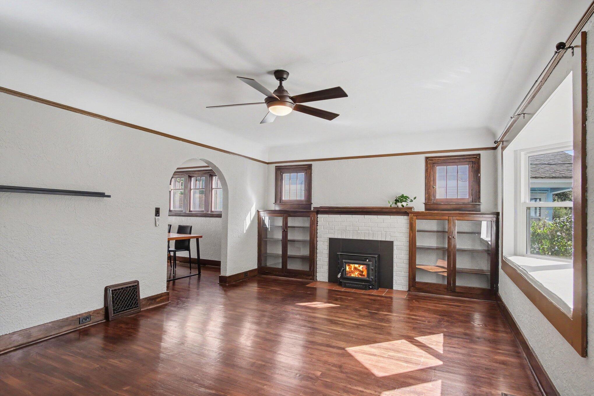 48 Mayfield Avenue NE Grand Rapids MI 49503