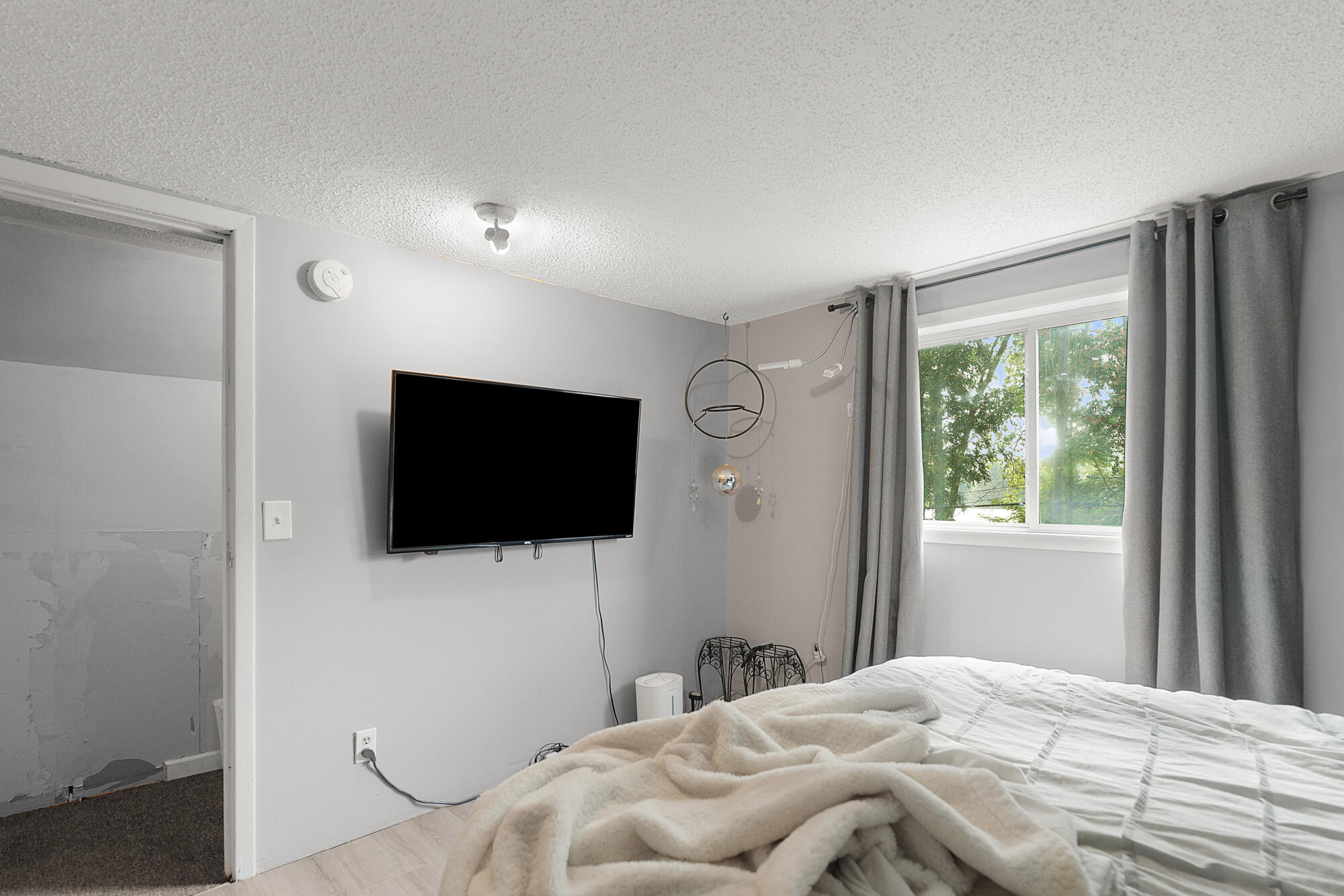 2142 Saint Charles Avenue SW Grand Rapids MI 49507