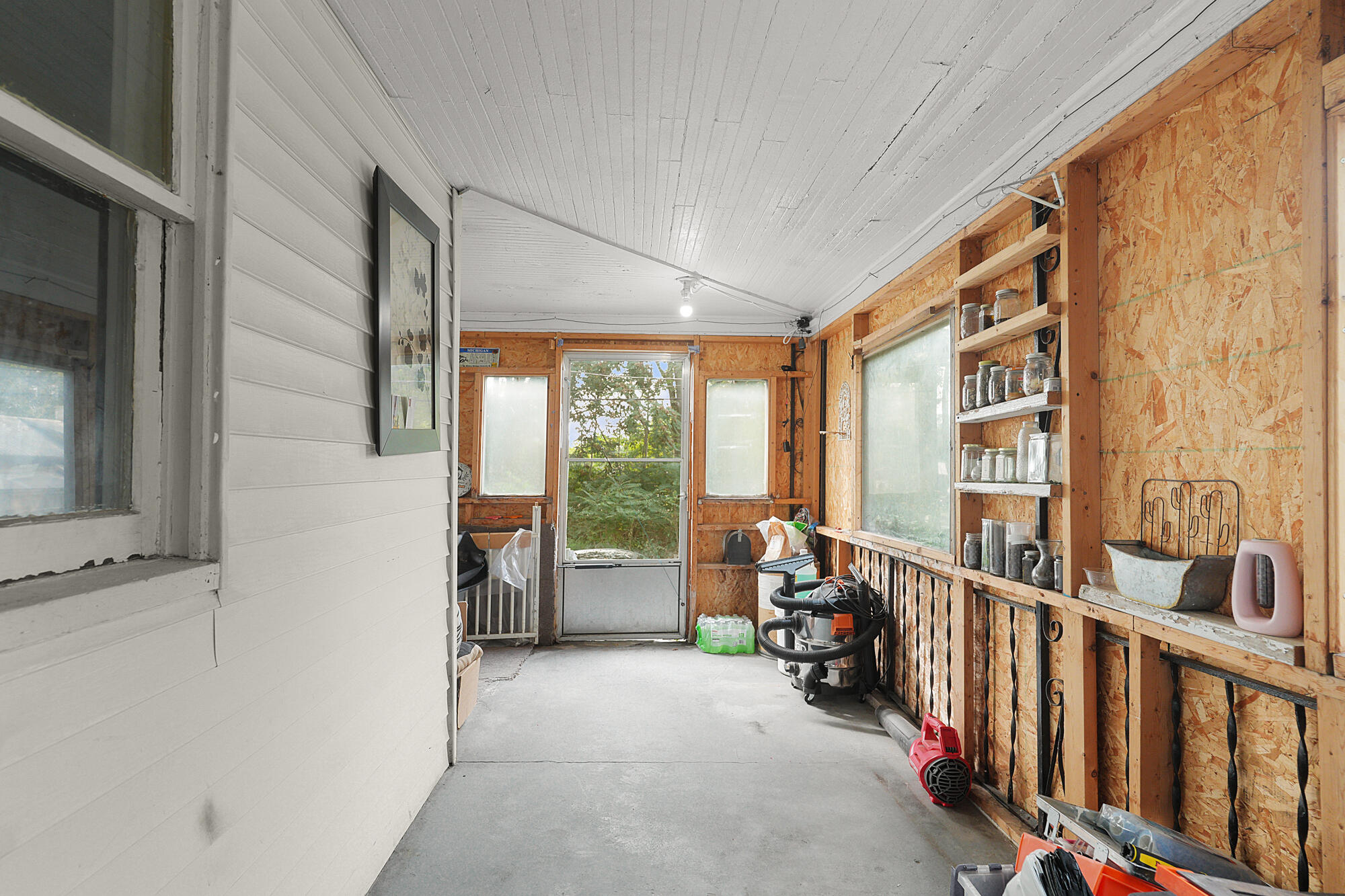 2142 Saint Charles Avenue SW Grand Rapids MI 49507