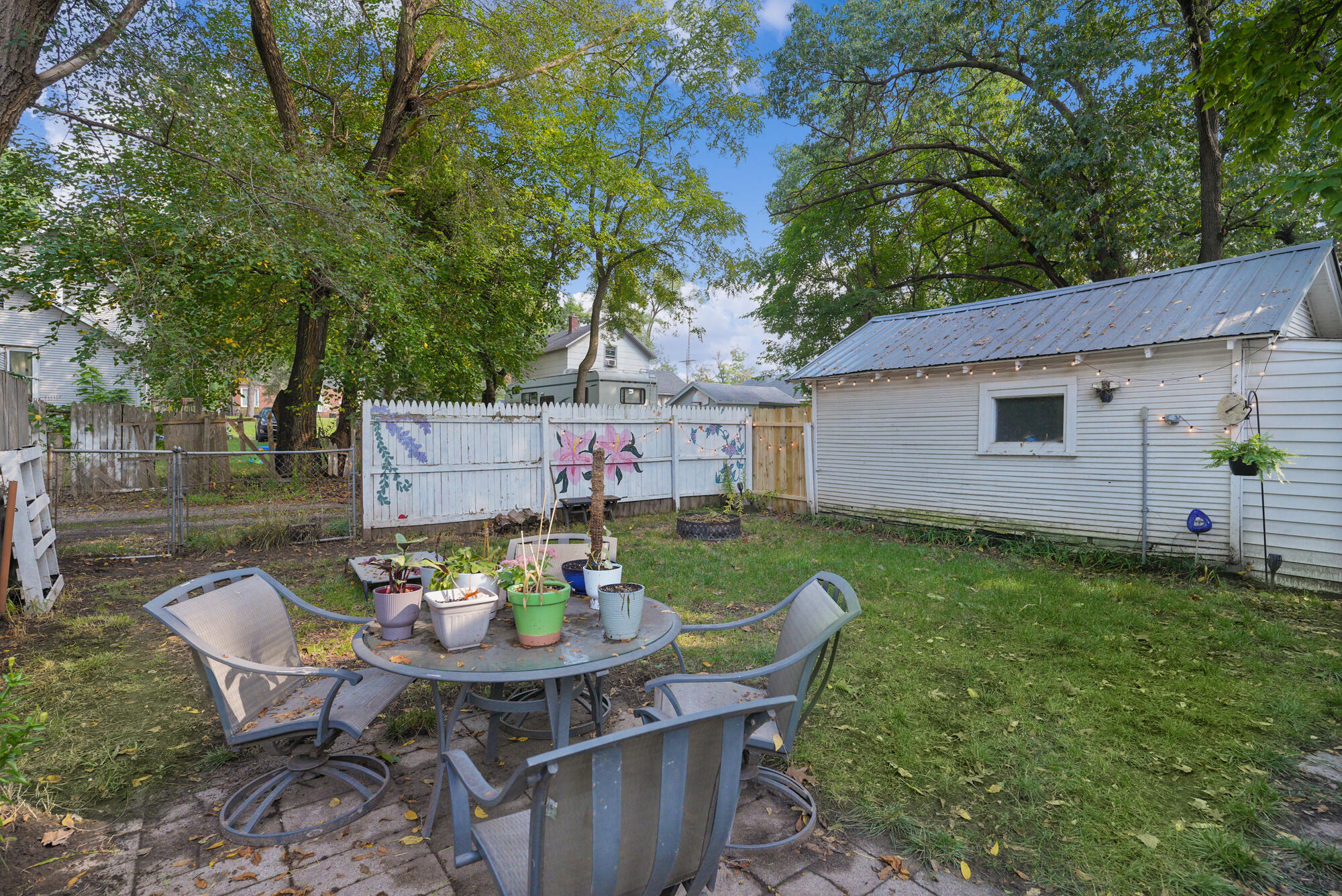 2142 Saint Charles Avenue SW Grand Rapids MI 49507