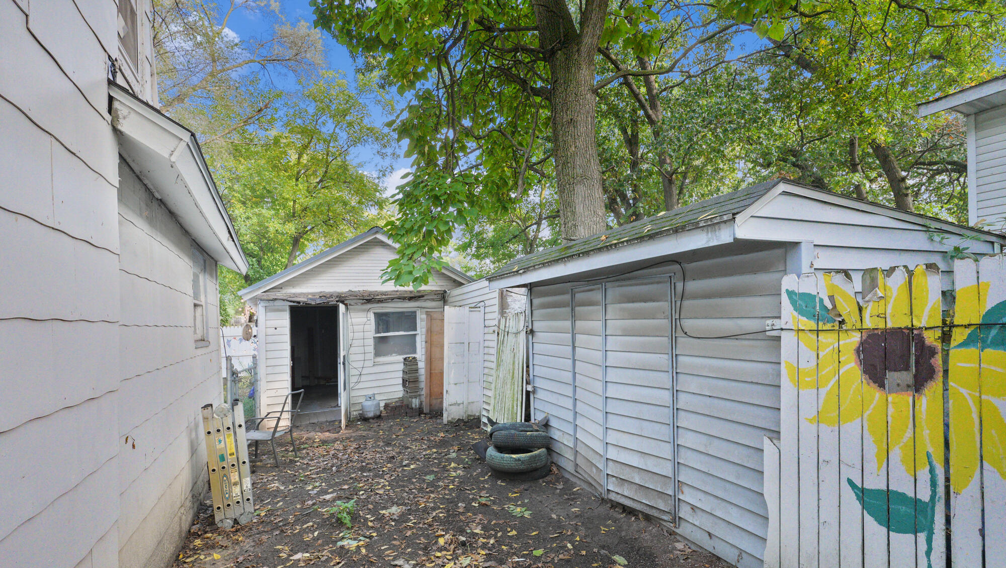 2142 Saint Charles Avenue SW Grand Rapids MI 49507