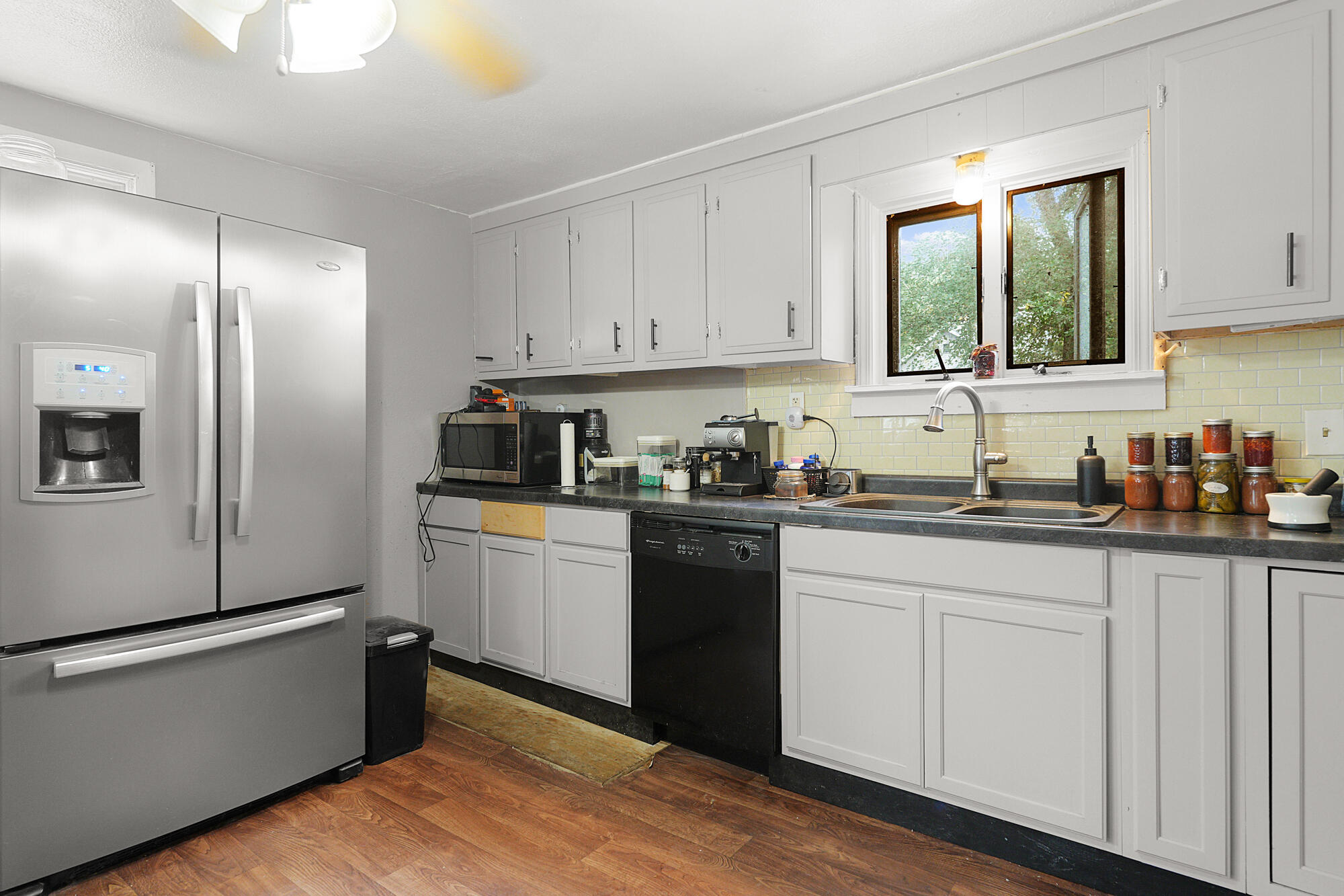 2142 Saint Charles Avenue SW Grand Rapids MI 49507