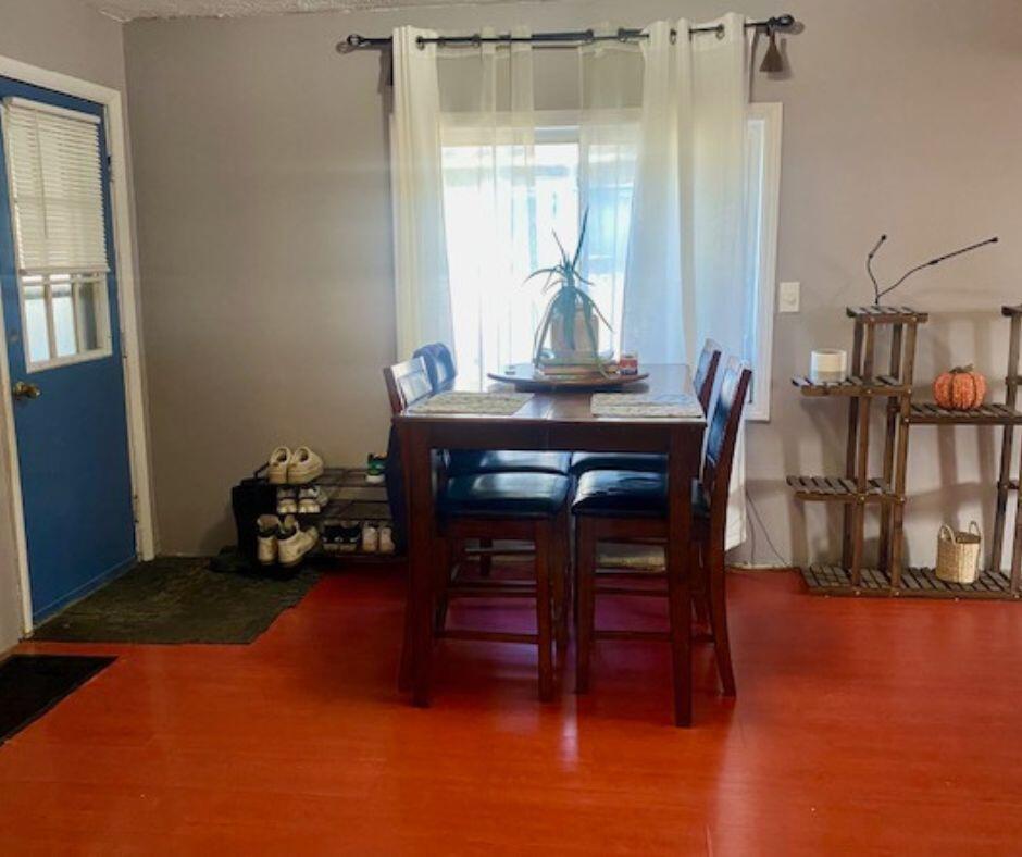 2142 Saint Charles Avenue SW Grand Rapids MI 49507