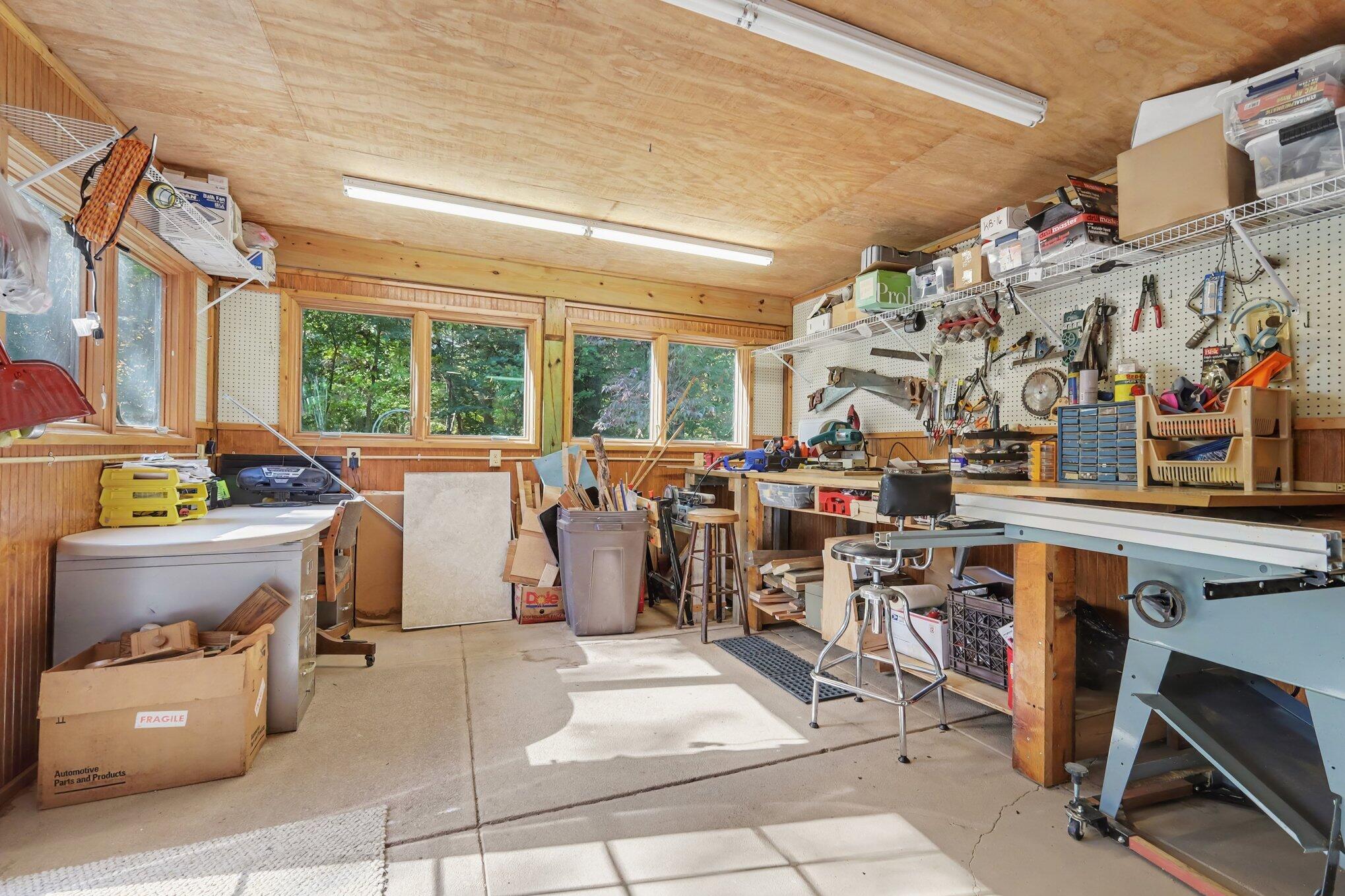 2535 Annchester Drive SE Grand Rapids MI 49506
