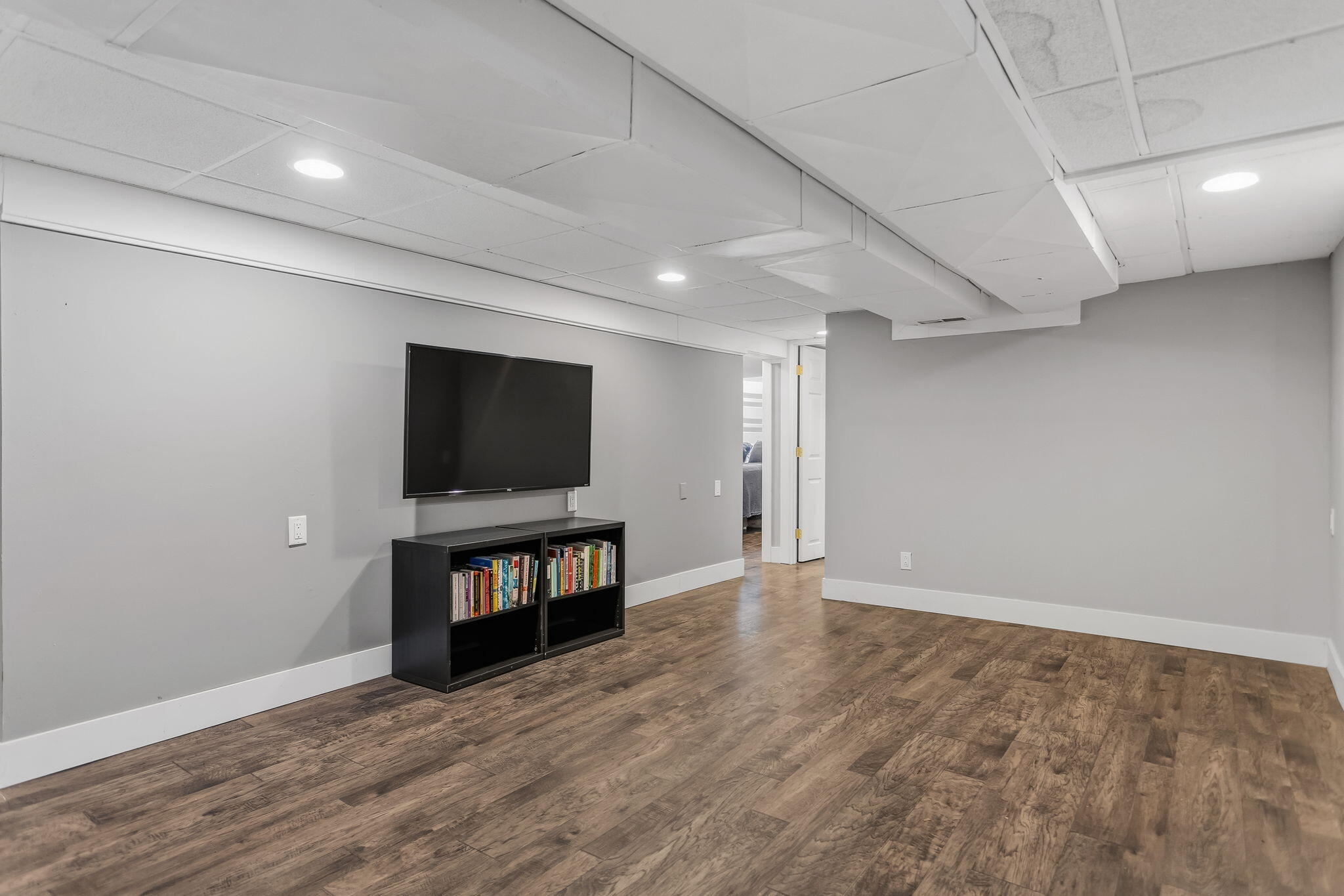 815 W 24th Street Holland MI 49423