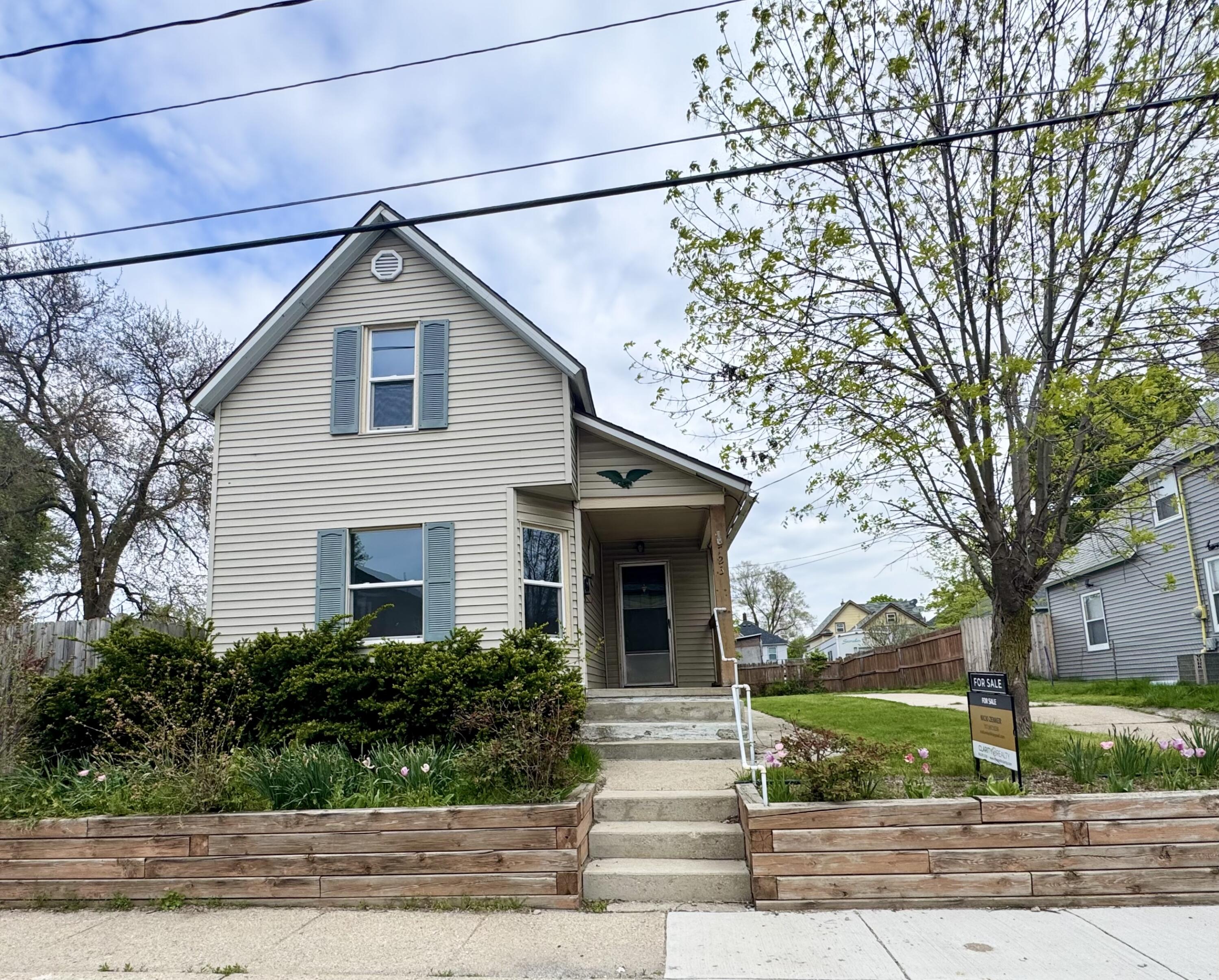 723 Tulip Street SW Grand Rapids MI 49503