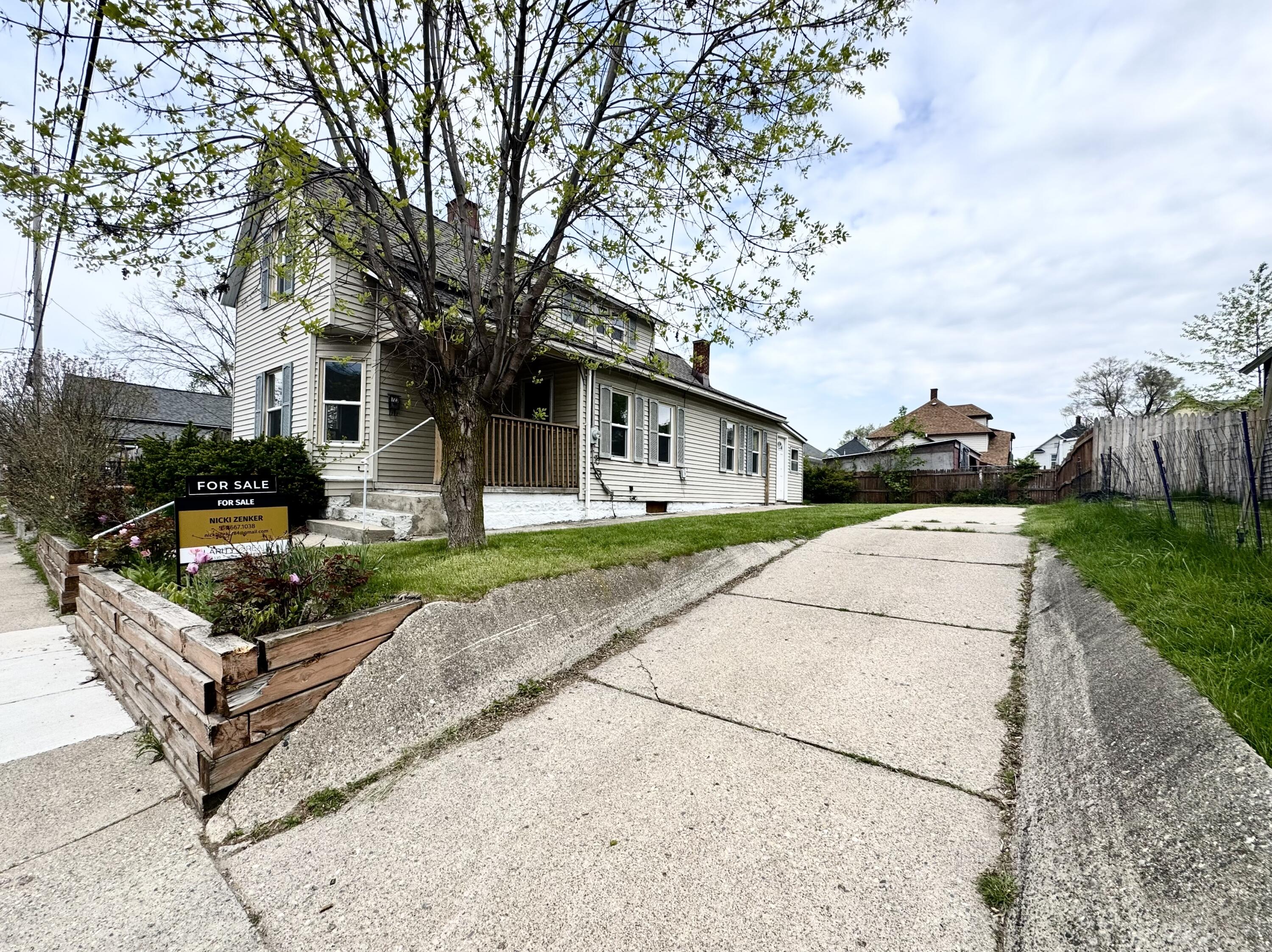723 Tulip Street SW Grand Rapids MI 49503