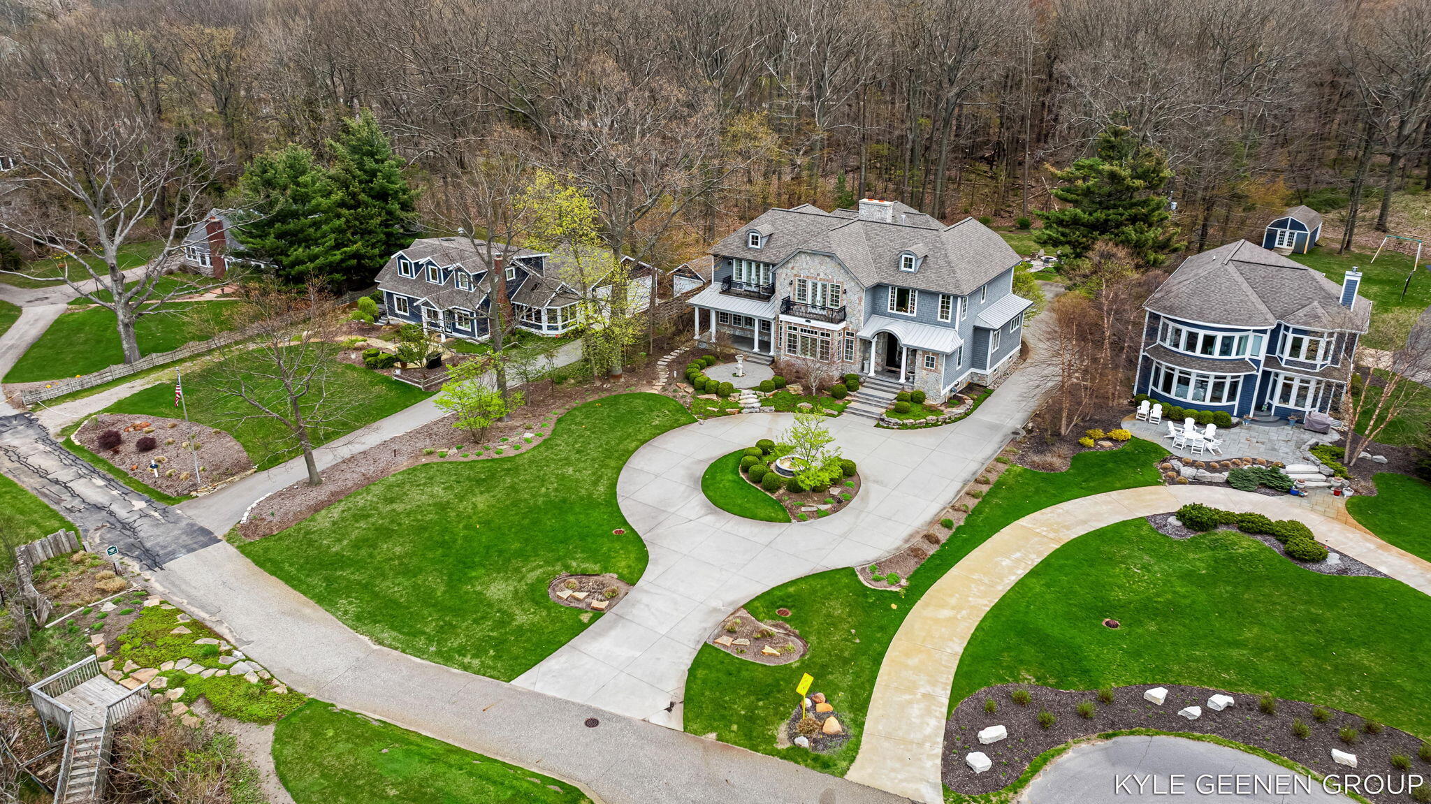 2817 Lakeshore Drive Fennville MI 49408