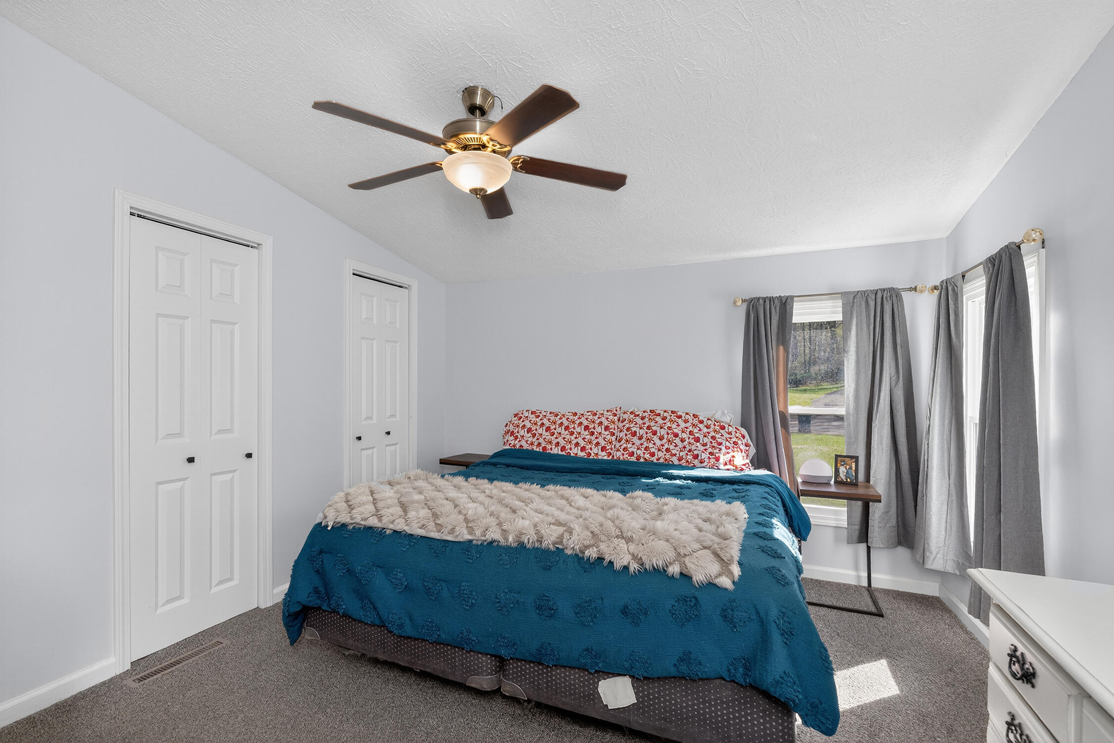 56504 Twin Lakes Road Cassopolis MI 49031