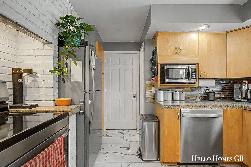 16680 Quincy Street Holland MI 49424