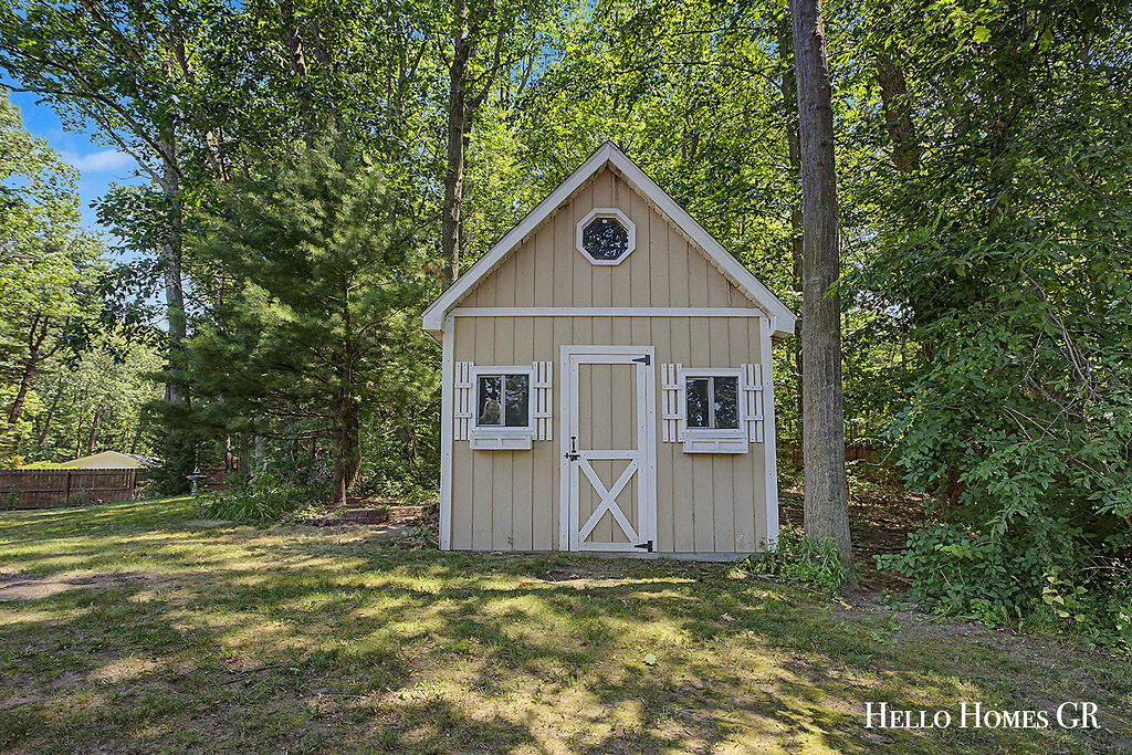 16680 Quincy Street Holland MI 49424