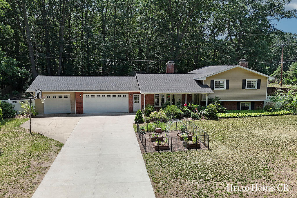 16680 Quincy Street Holland MI 49424
